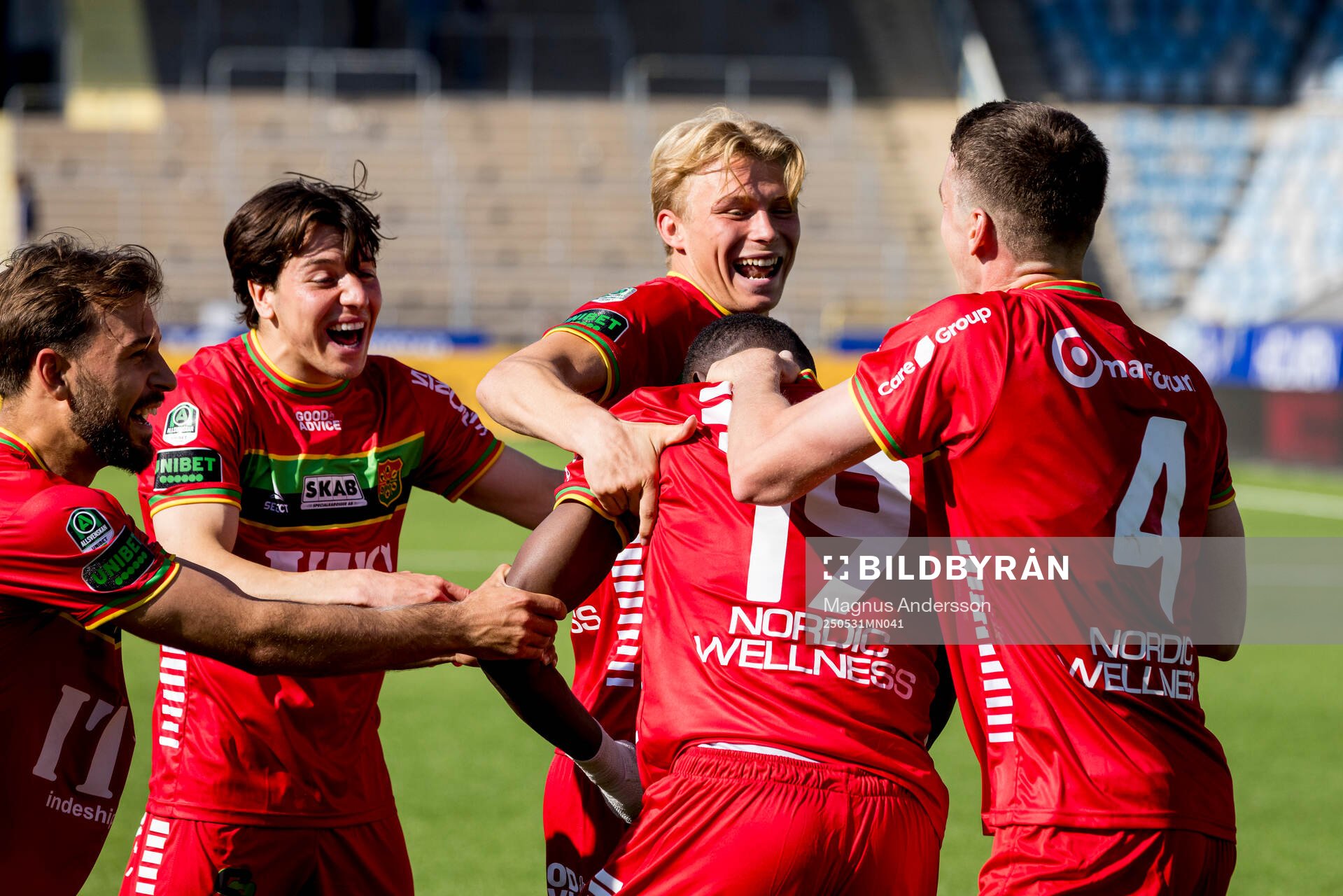 GAIS spelare jublar efter fotbollsmatchen i Allsvenskan mellan IFK Norrköping och GAIS den 31 maj 2025 i Norrköping. 