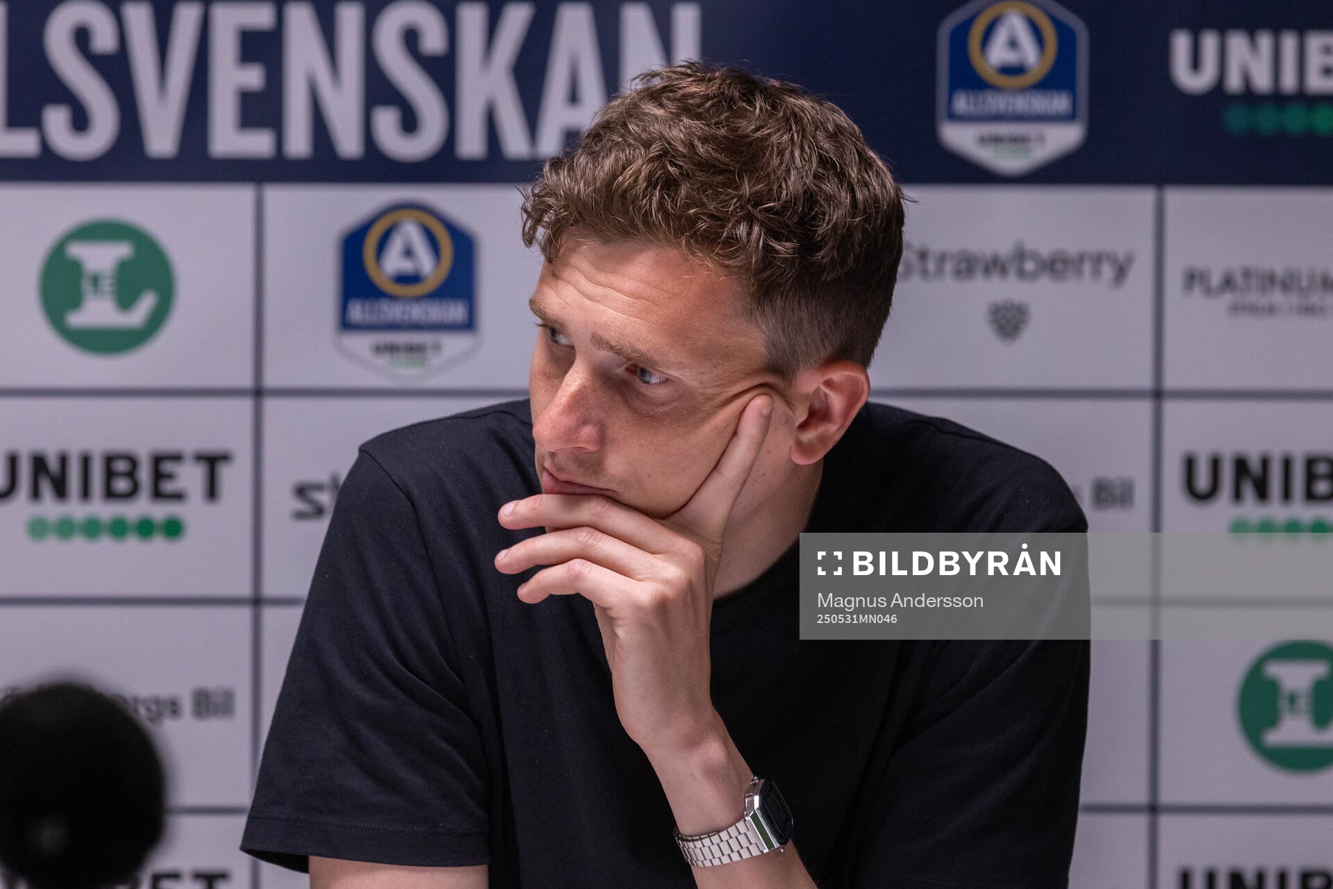 IFK Norrköpings tränare Martin Falk under presskonferensen efter fotbollsmatchen i Allsvenskan mellan IFK Norrköping och GAIS den 31 maj 2025 i Norrköping.