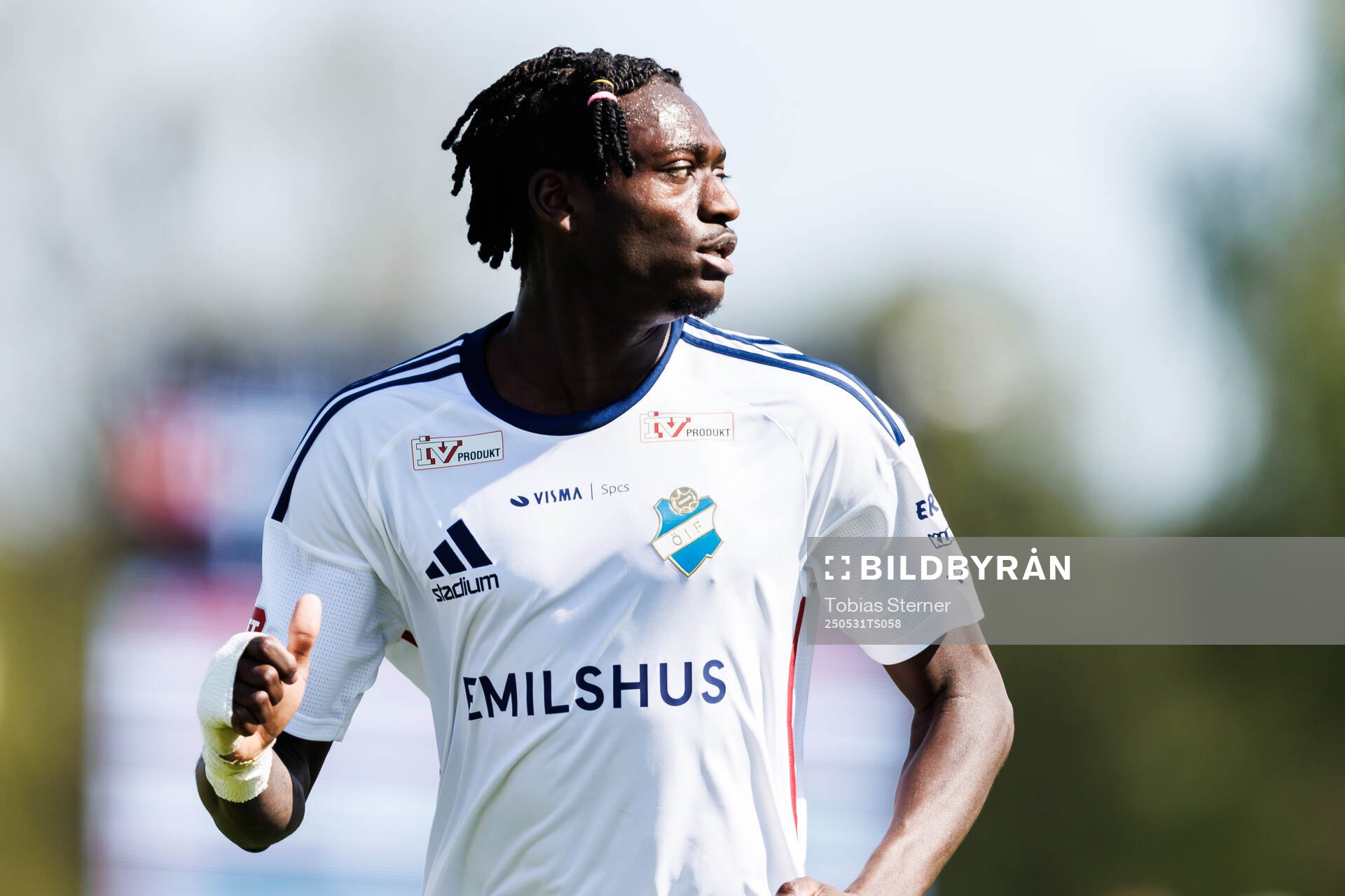 Östers Kingsley Gyamfi under fotbollsmatchen i Allsvenskan mellan Degerfors och Öster den 31 maj 2025 i Degerfors. 