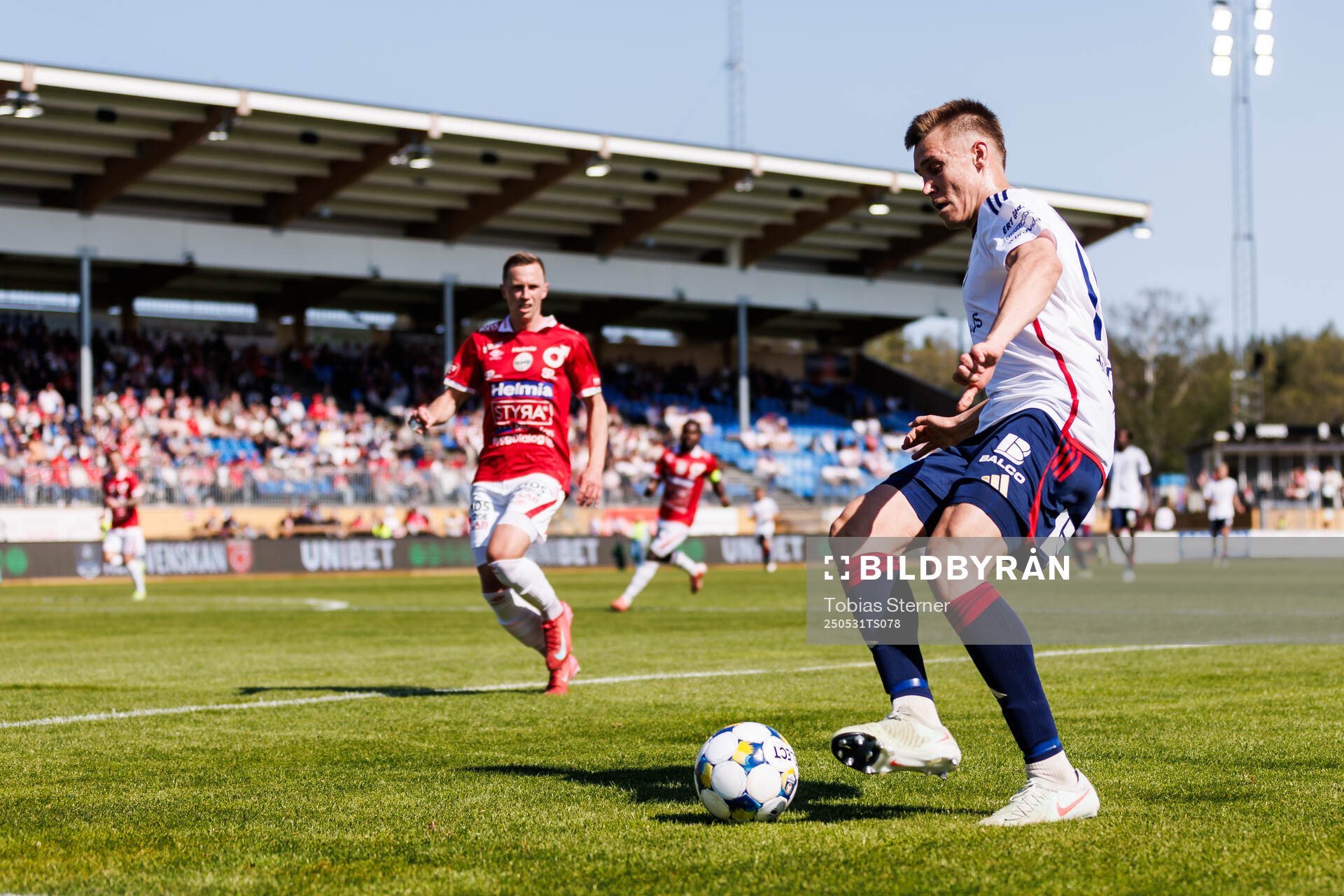 Östers Matias Tamminen under fotbollsmatchen i Allsvenskan mellan Degerfors och Öster den 31 maj 2025 i Degerfors. 