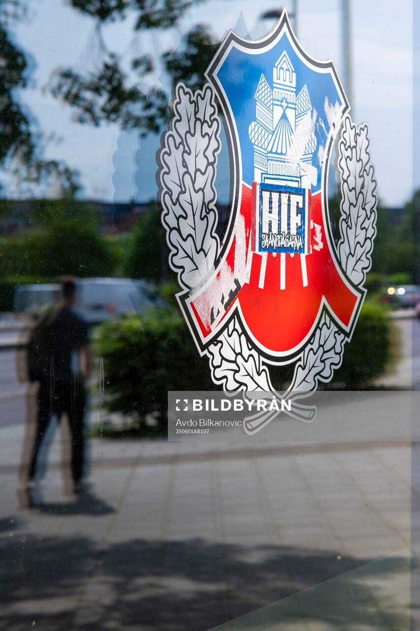 HIF emblem