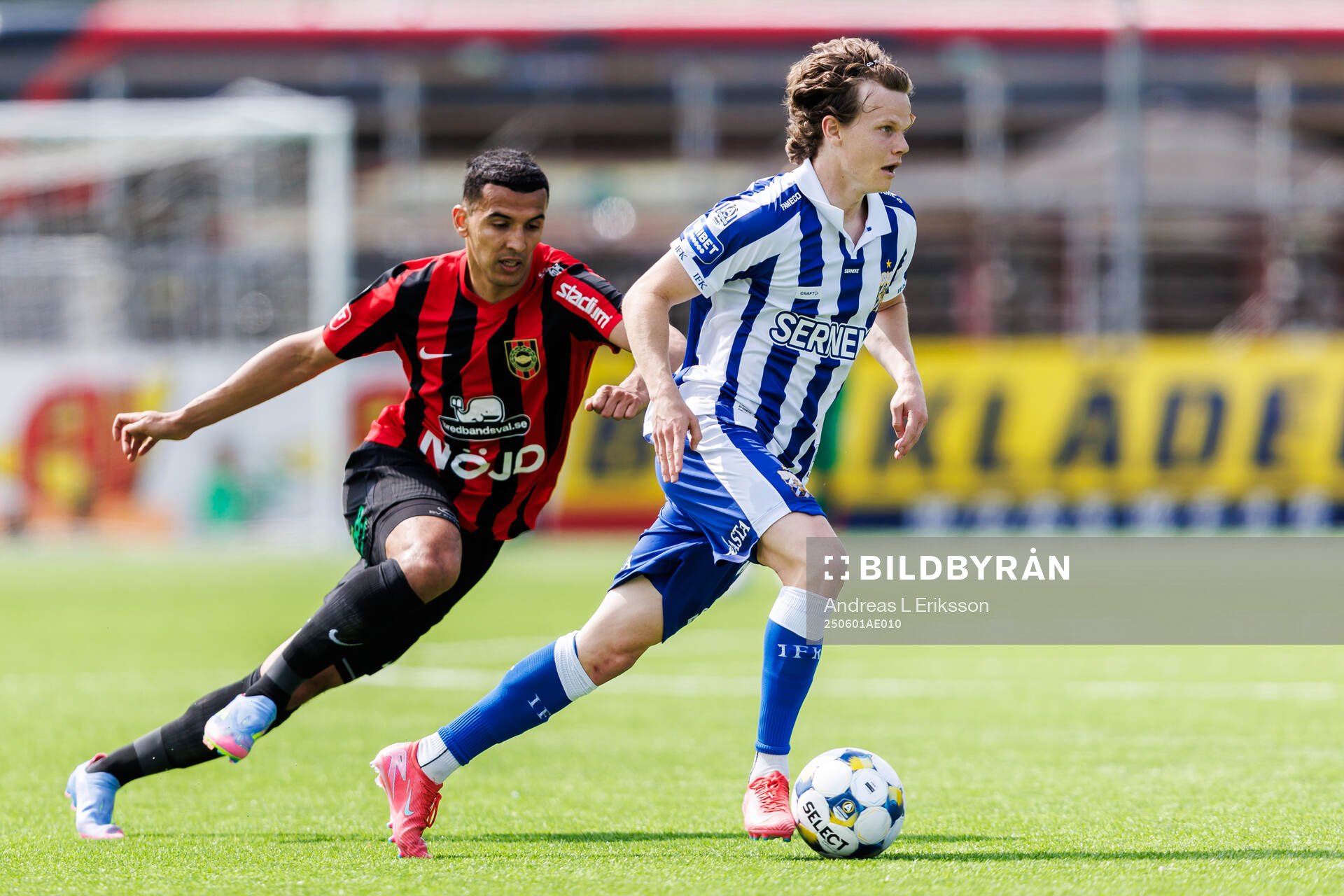 Brommapojkarnas Nabil Bahoui och IFK Göteborgs Kolbeinn