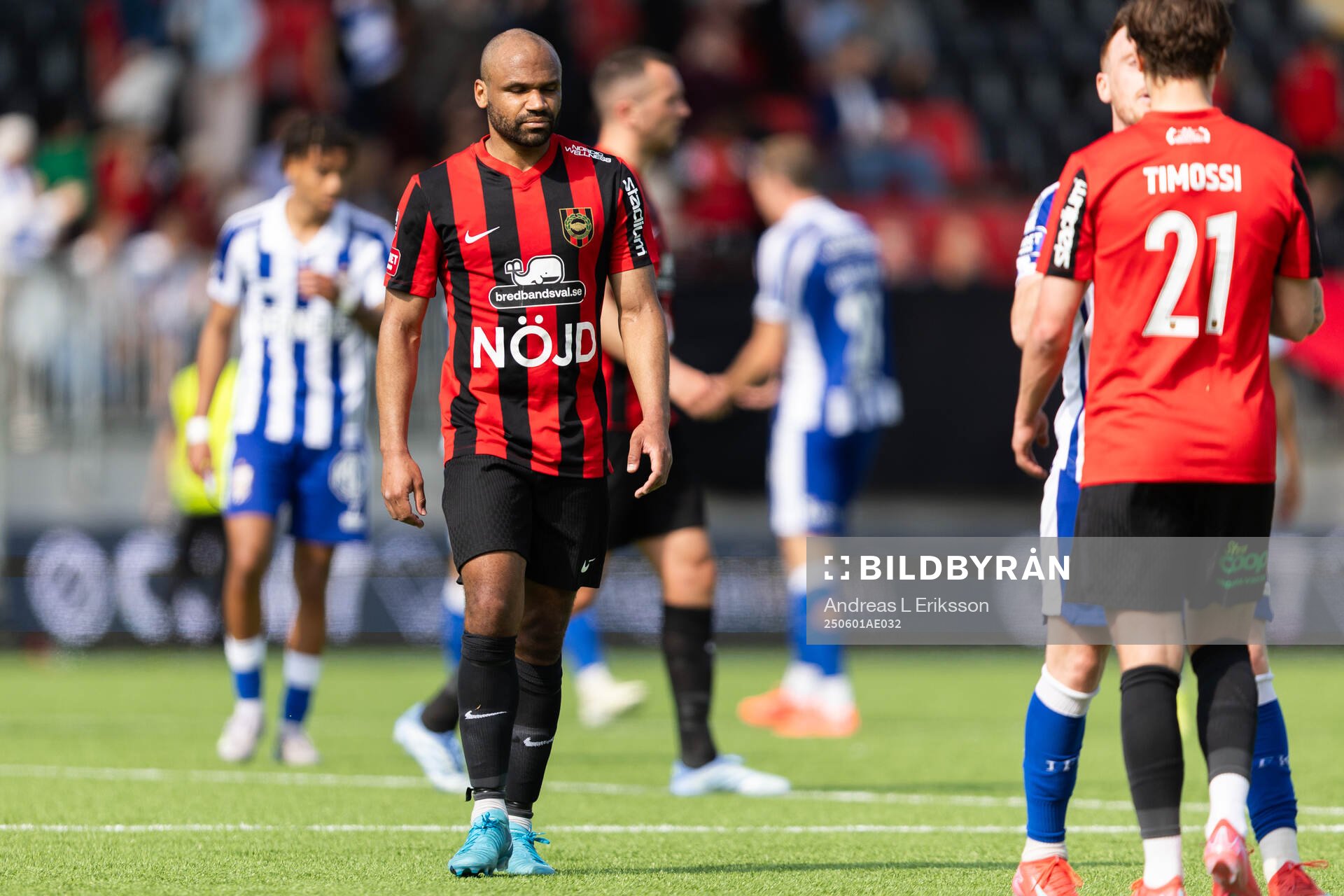 Brommapojkarnas Serge-Junior Martinsson Ngouali deppar