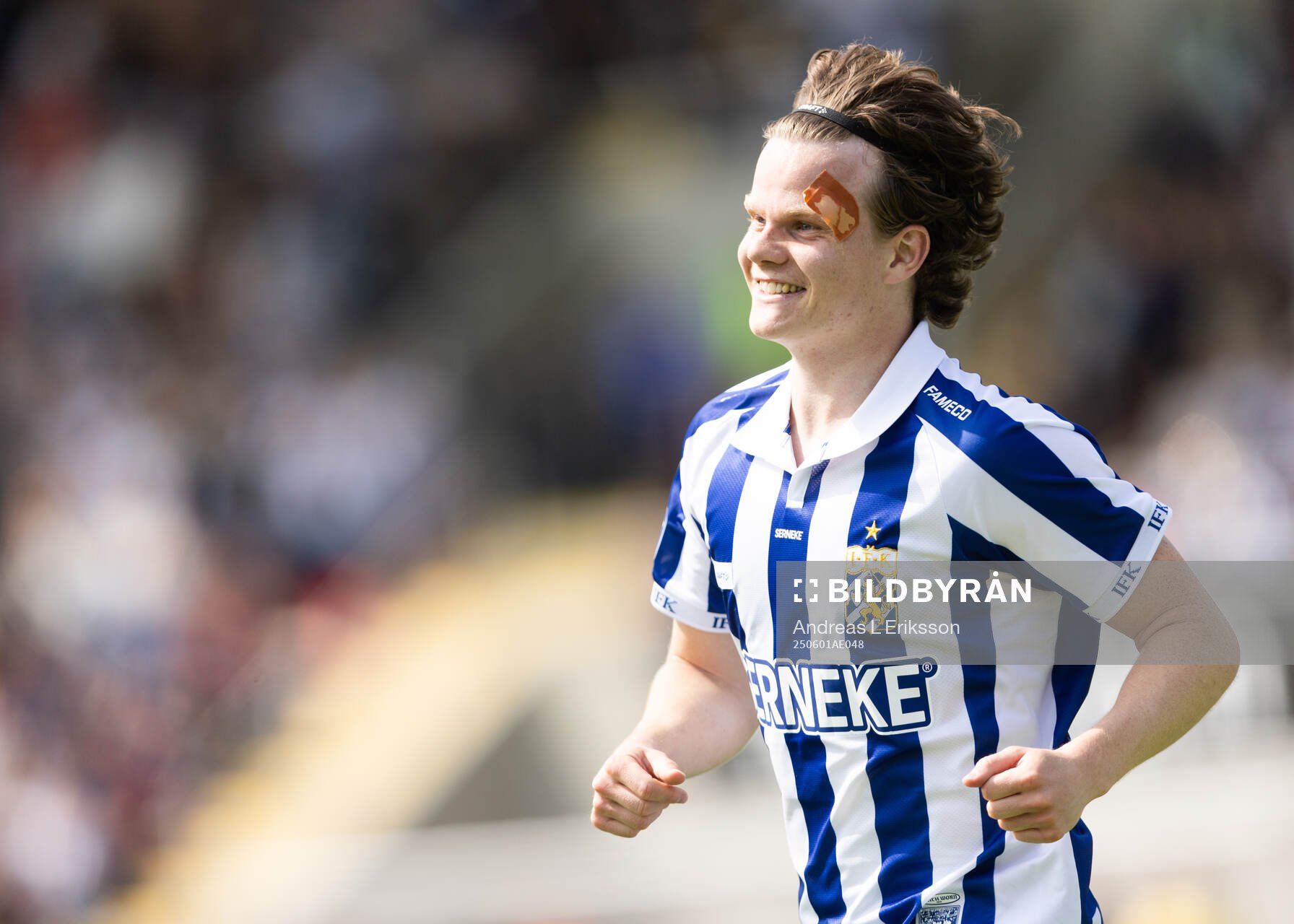 IFK Göteborgs Kolbeinn Thordarson jublar tillsammans