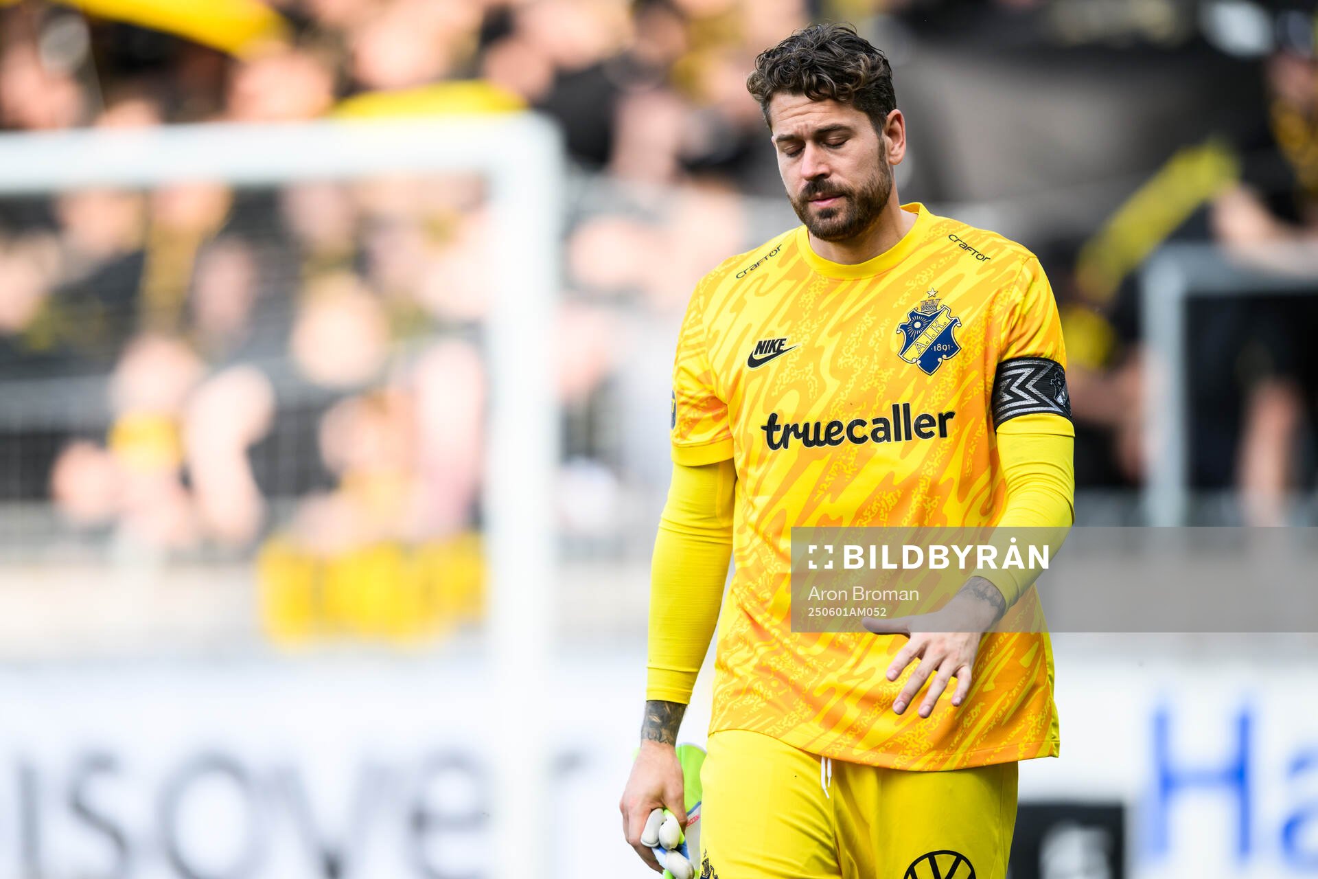 AIKs målvakt Kristoffer Nordfeldt deppar