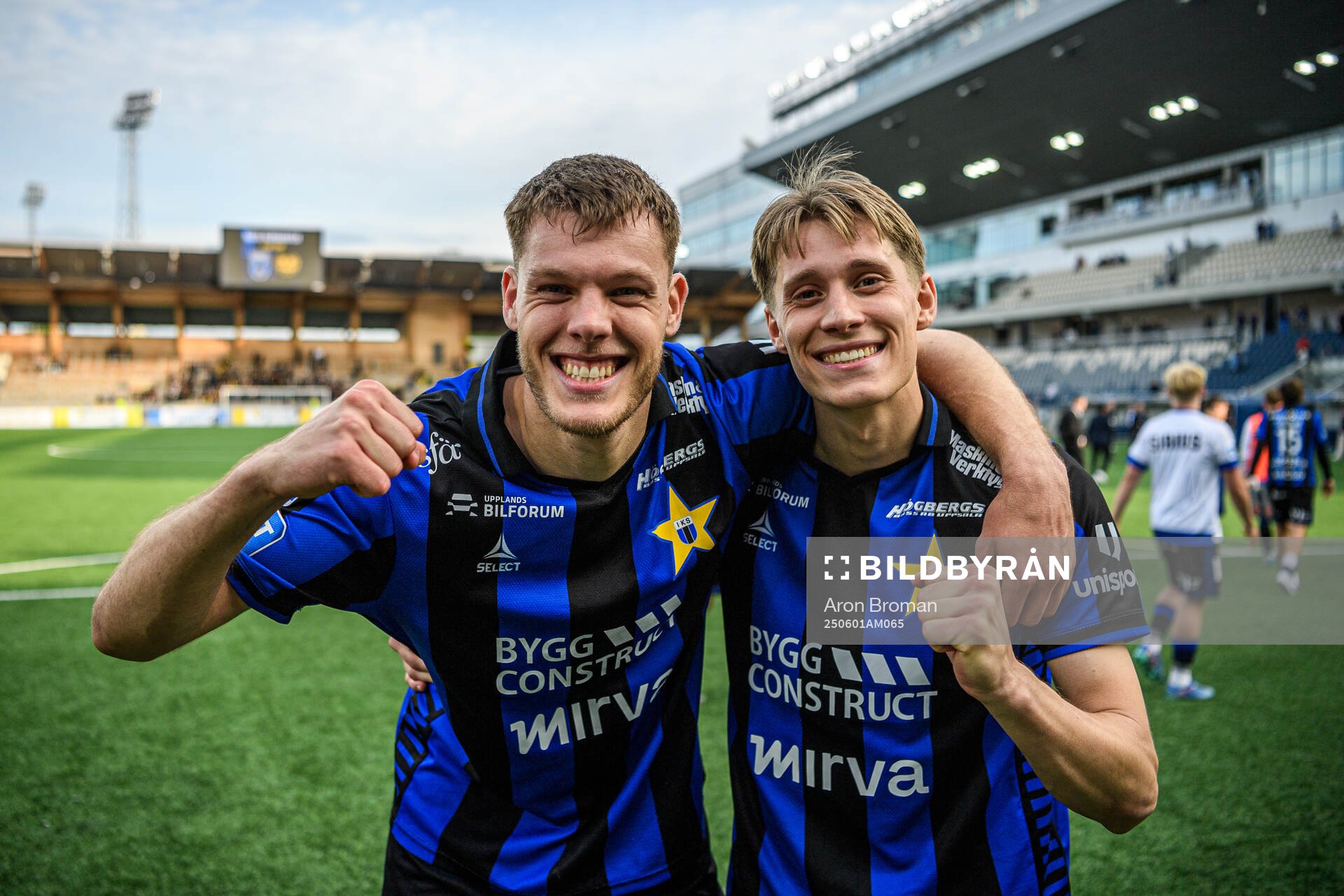 Sirius Tobias Anker och Marcus Lindberg jublar