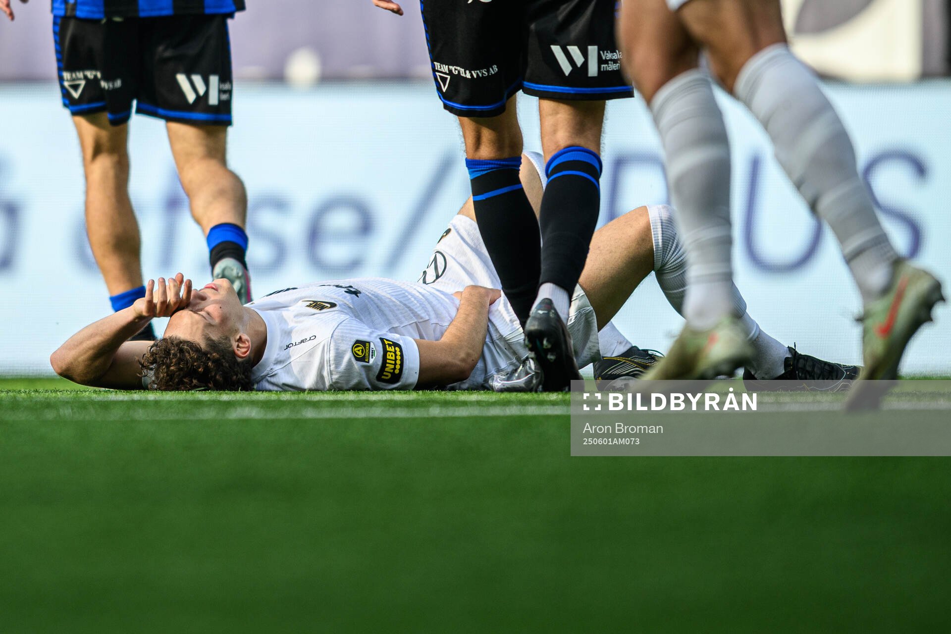 AIKs Victor Goncalves Andersson har ont