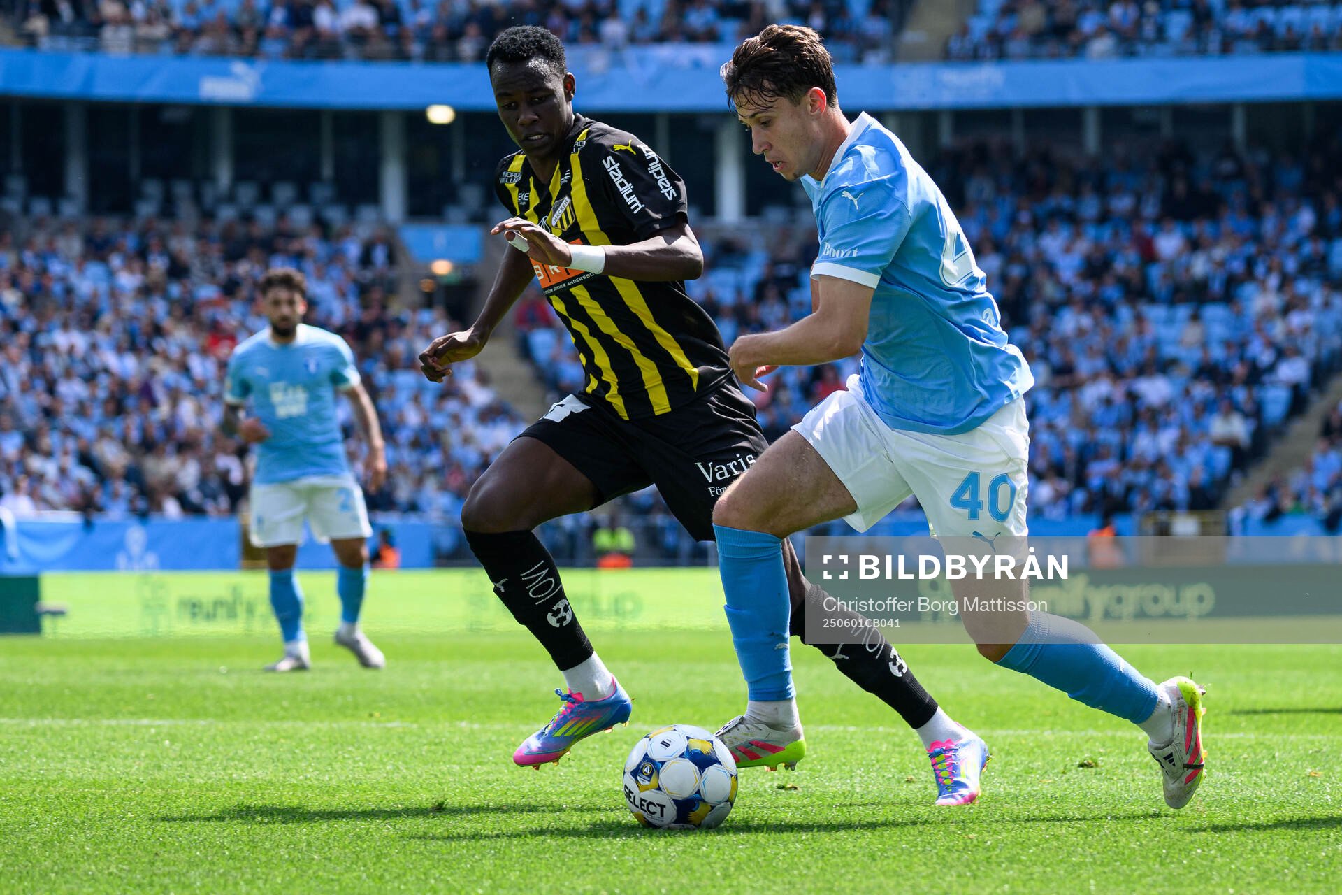 Häckens Severin Nioule och Malmö FFs Kenan Busuladzic