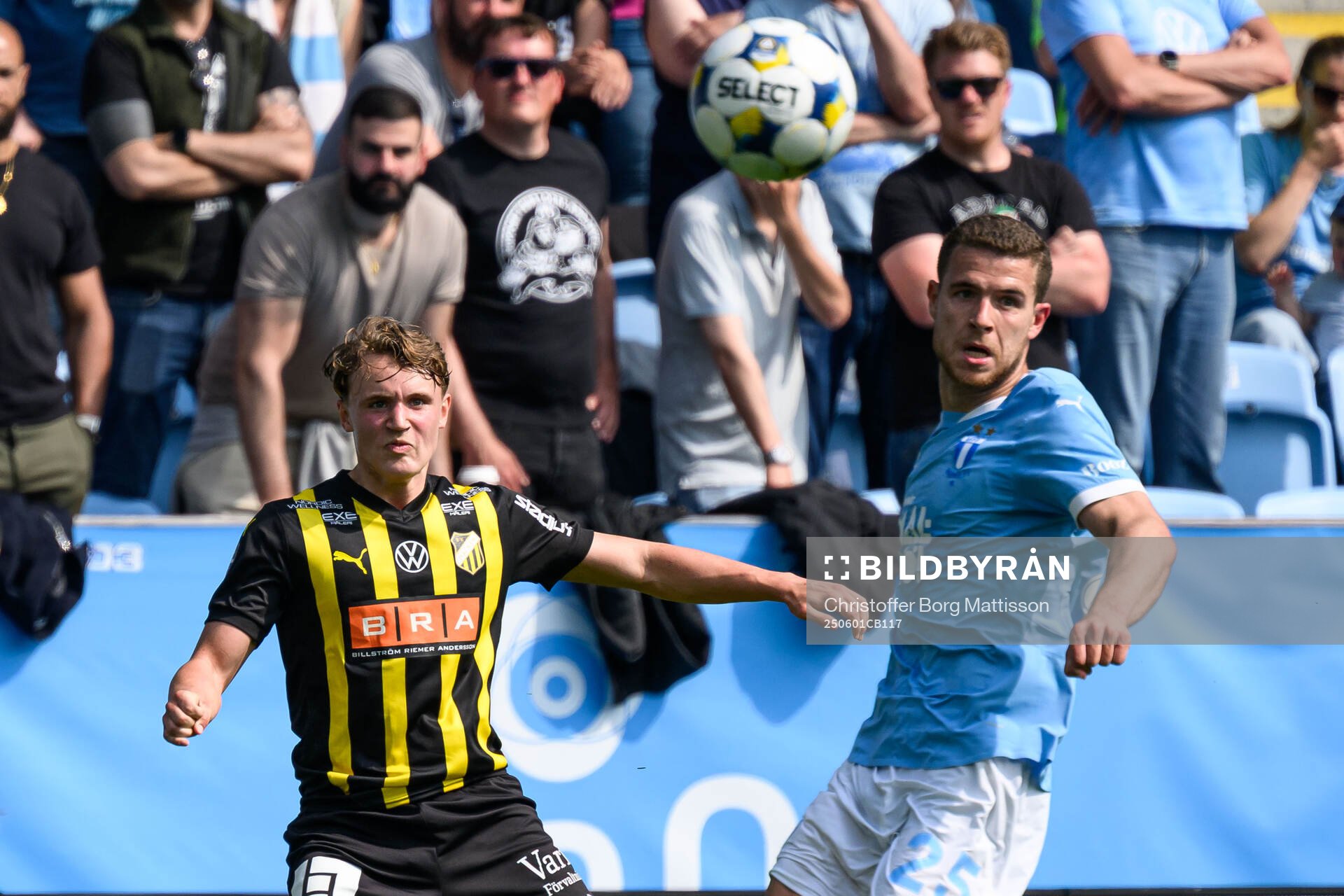 Häckens Filip Öhman och Malmö FFs Gabriel Busanello