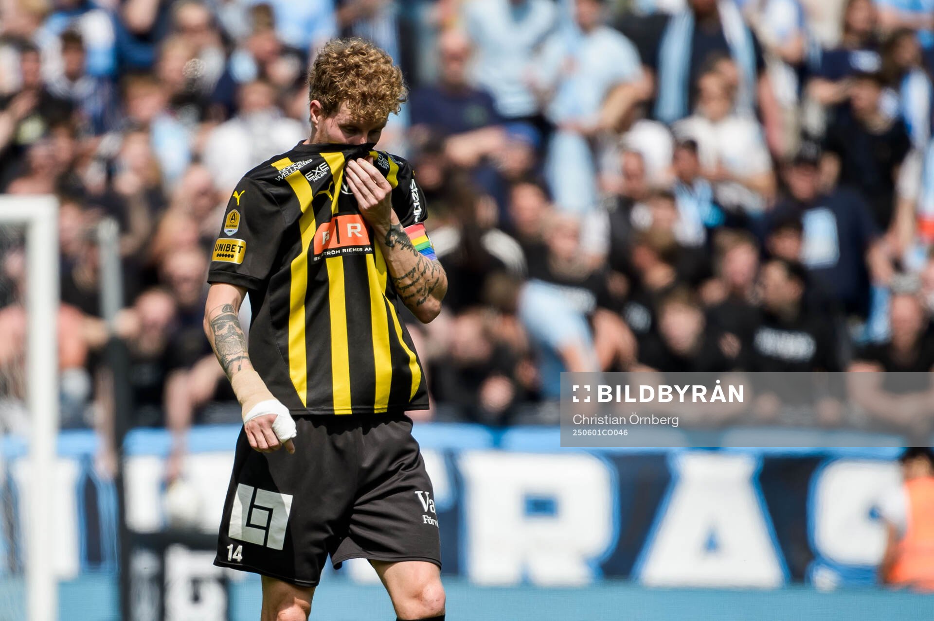 Häckens Simon Gustafson deppar
