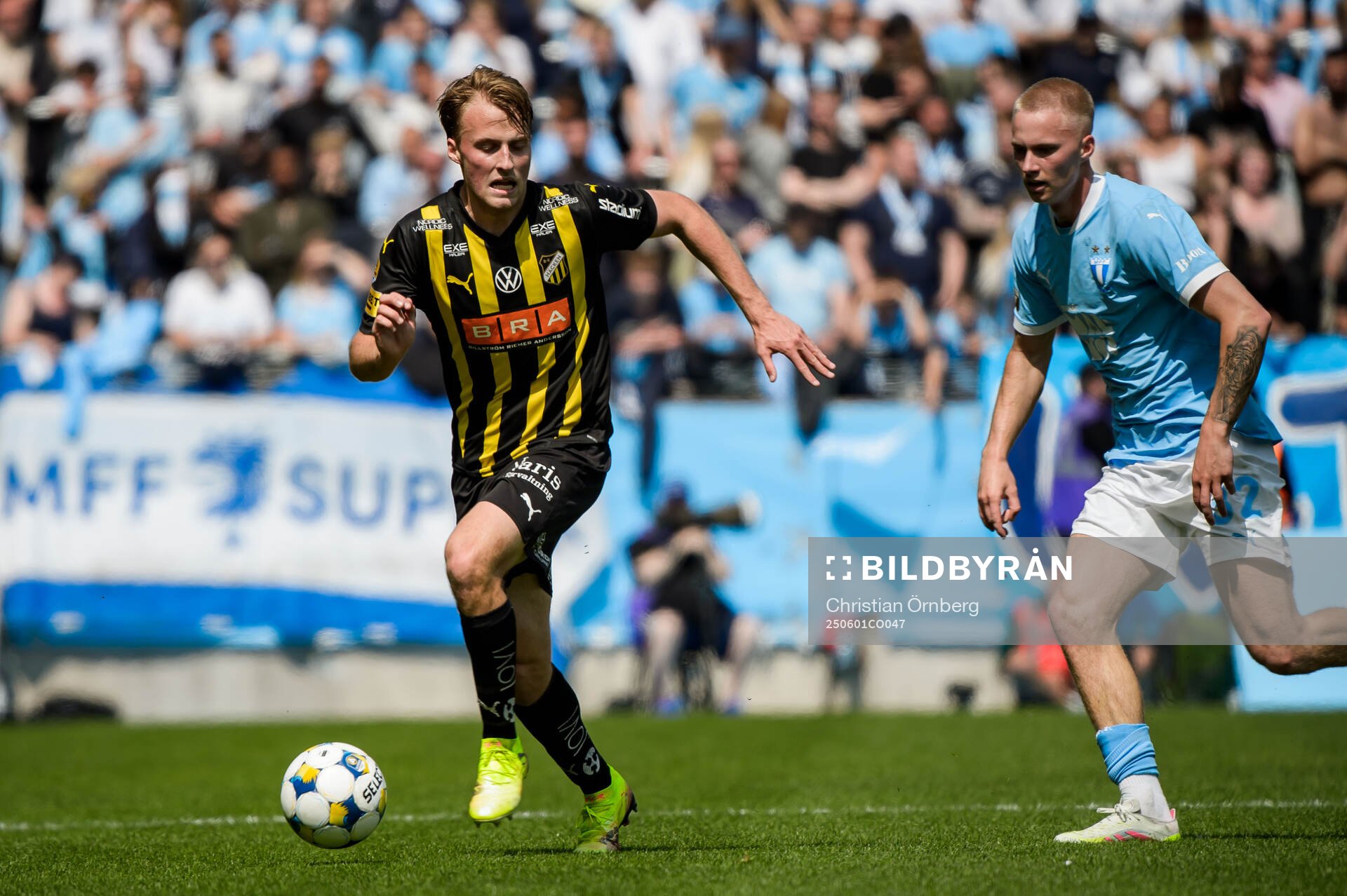 Häckens Sigge Jansson och Malmö FFs Daniel Gudjohnsen