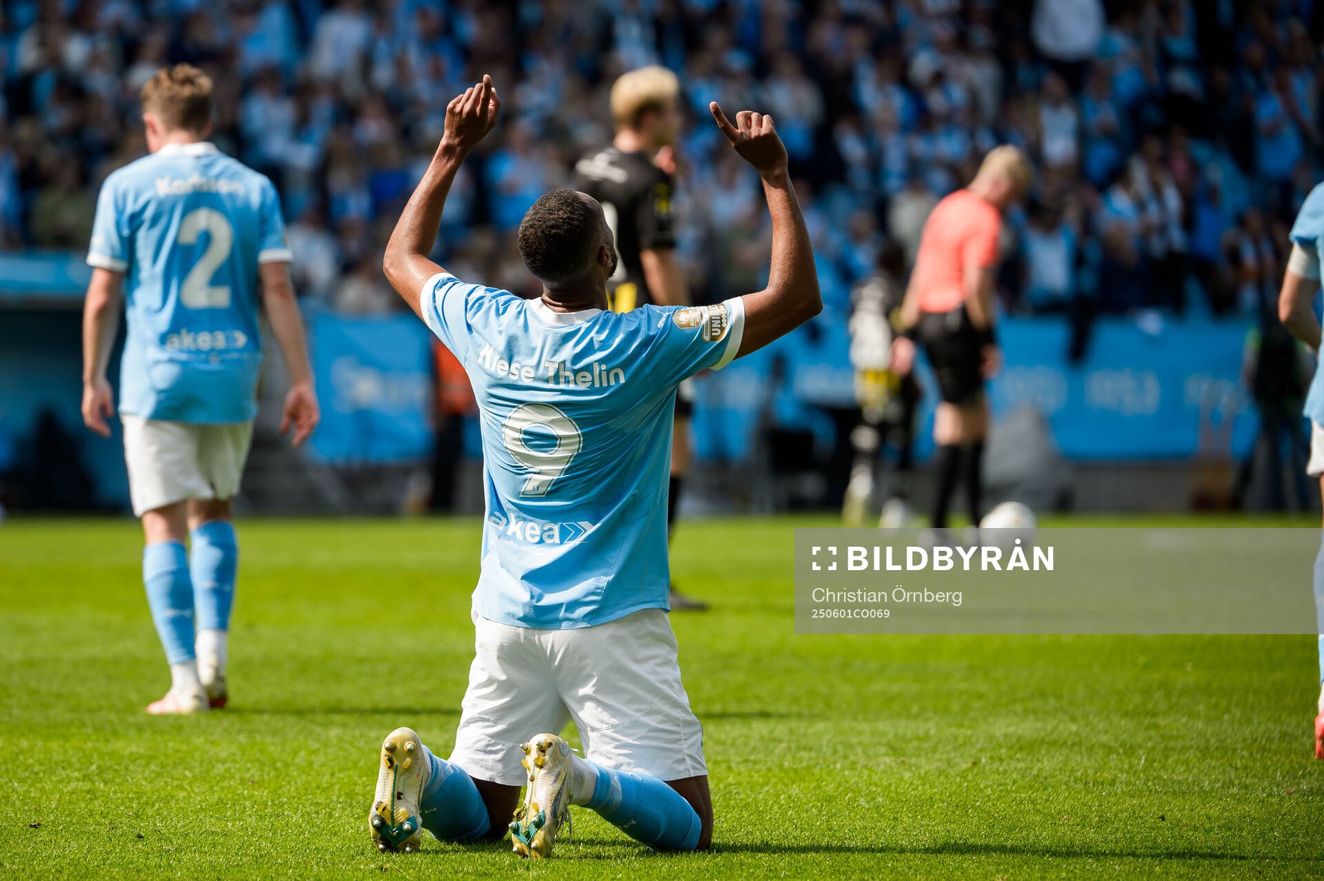 Malmö FFs Isaac Thelin jublar