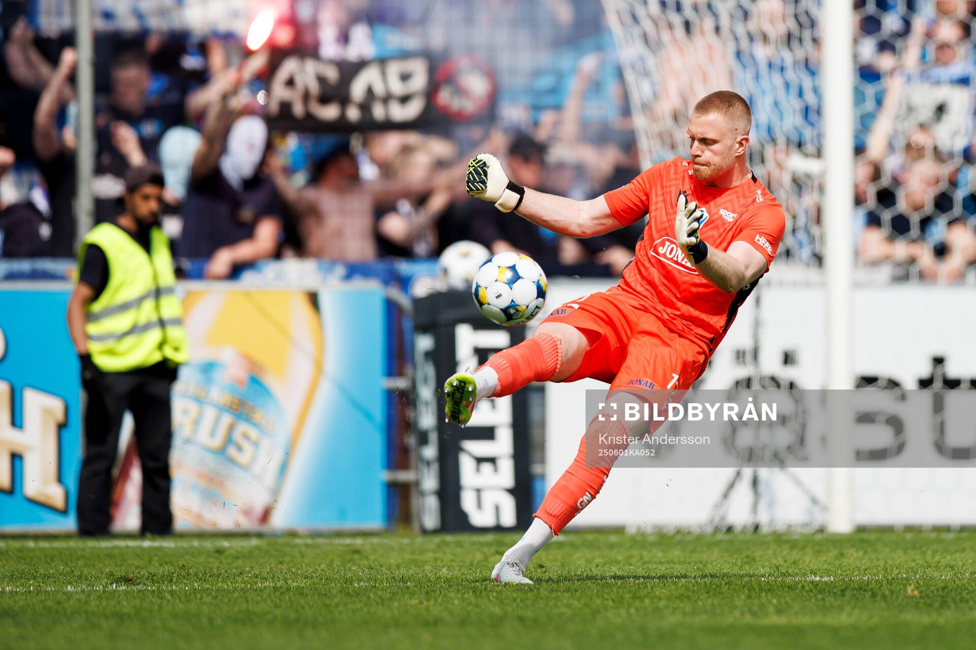 Halmstads målvakt Tim Erlandsson