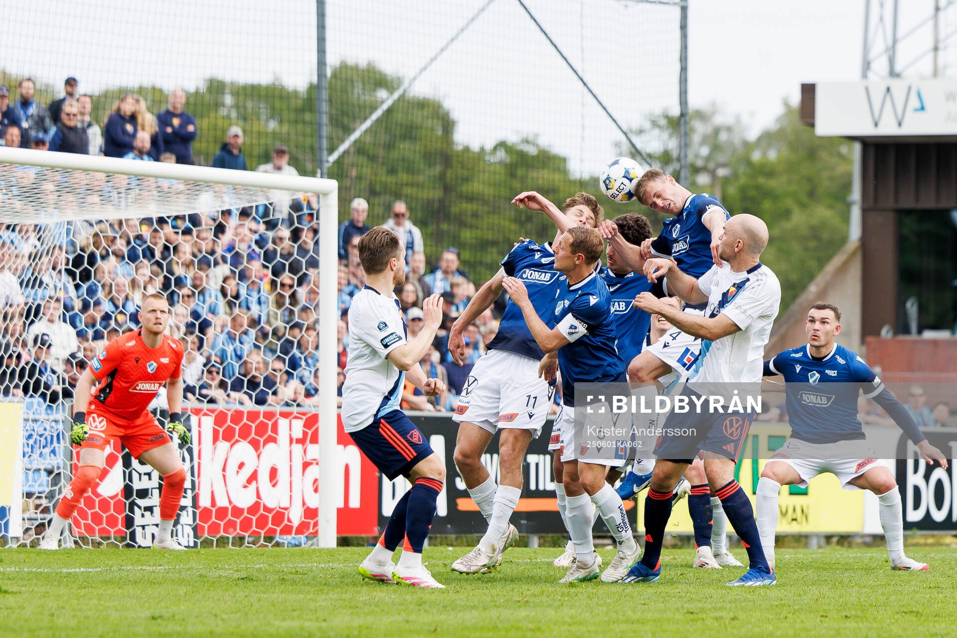 Kamp vid hörna