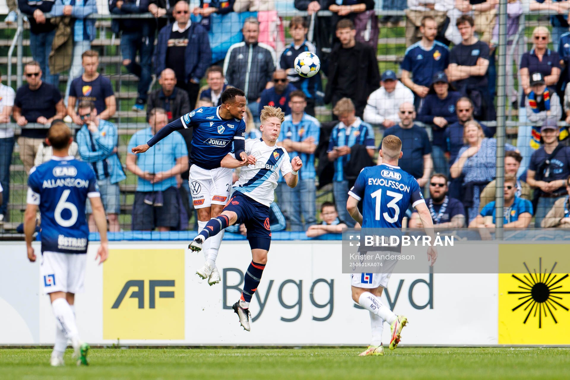 Halmstads Marcus Olsson och Djurgårdens Santeri Haarala