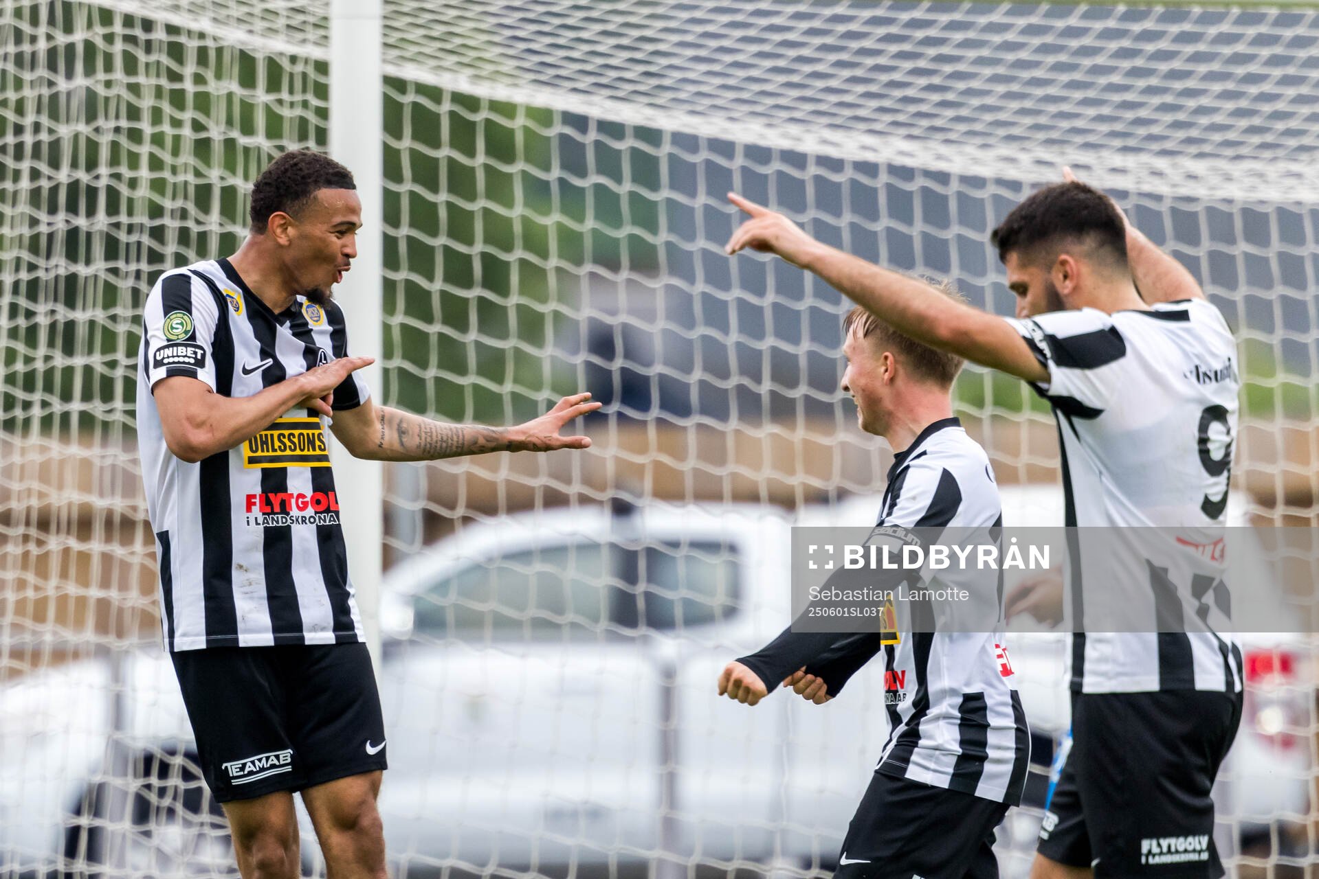 Landskronas Cameron Streete jublar