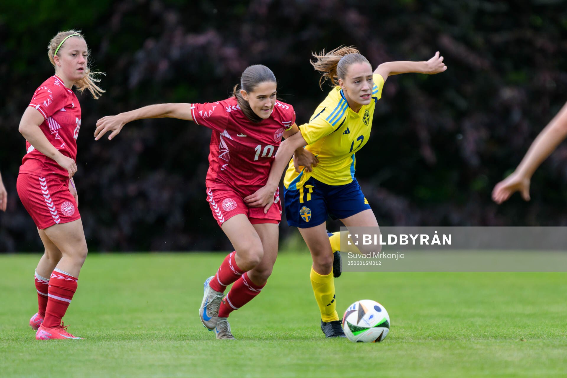 Ida-Sofie Rathe of Denmark and Augusta Priks of Sweden