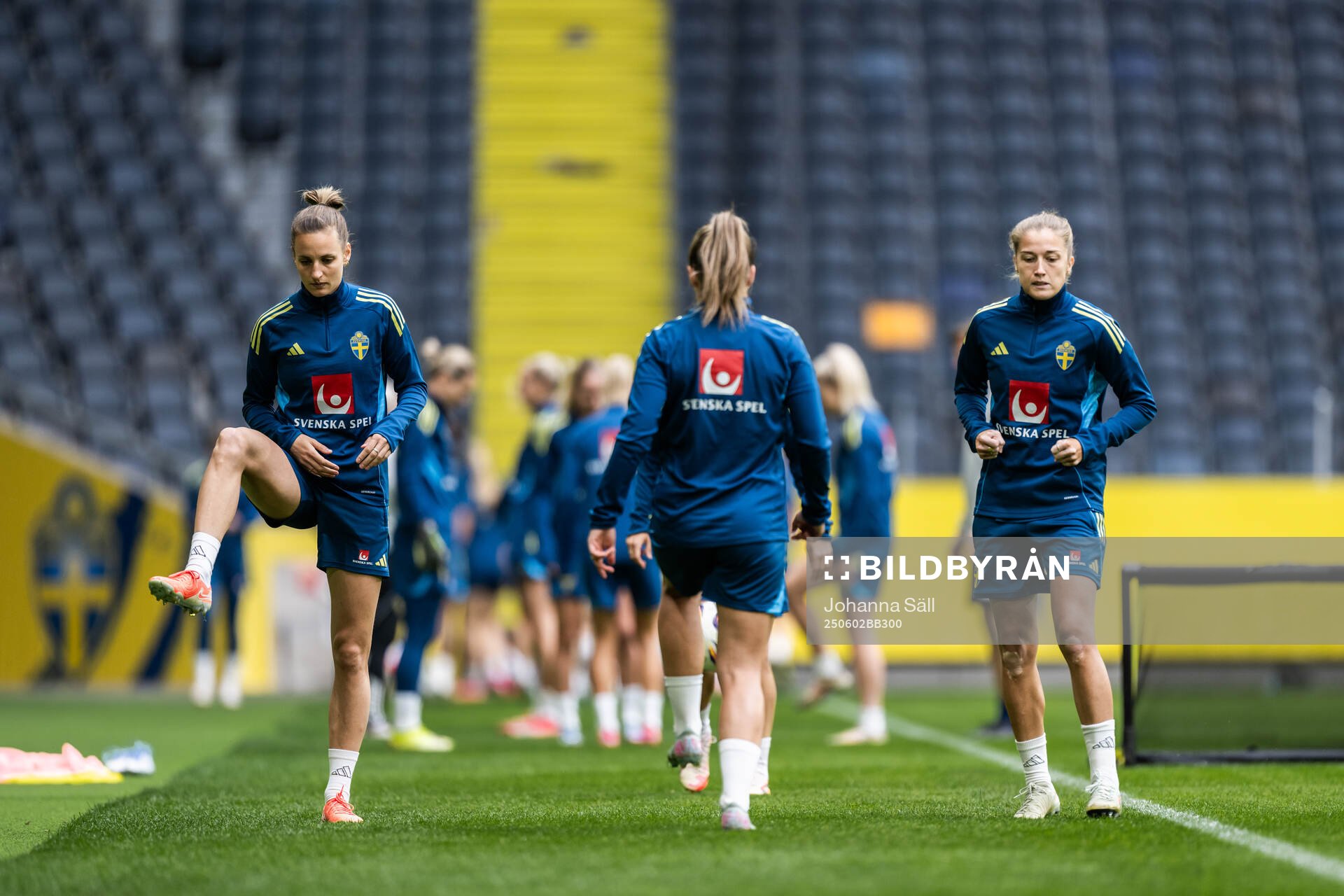 Nathalie Björn and Filippa Angeldahl of the Swedish