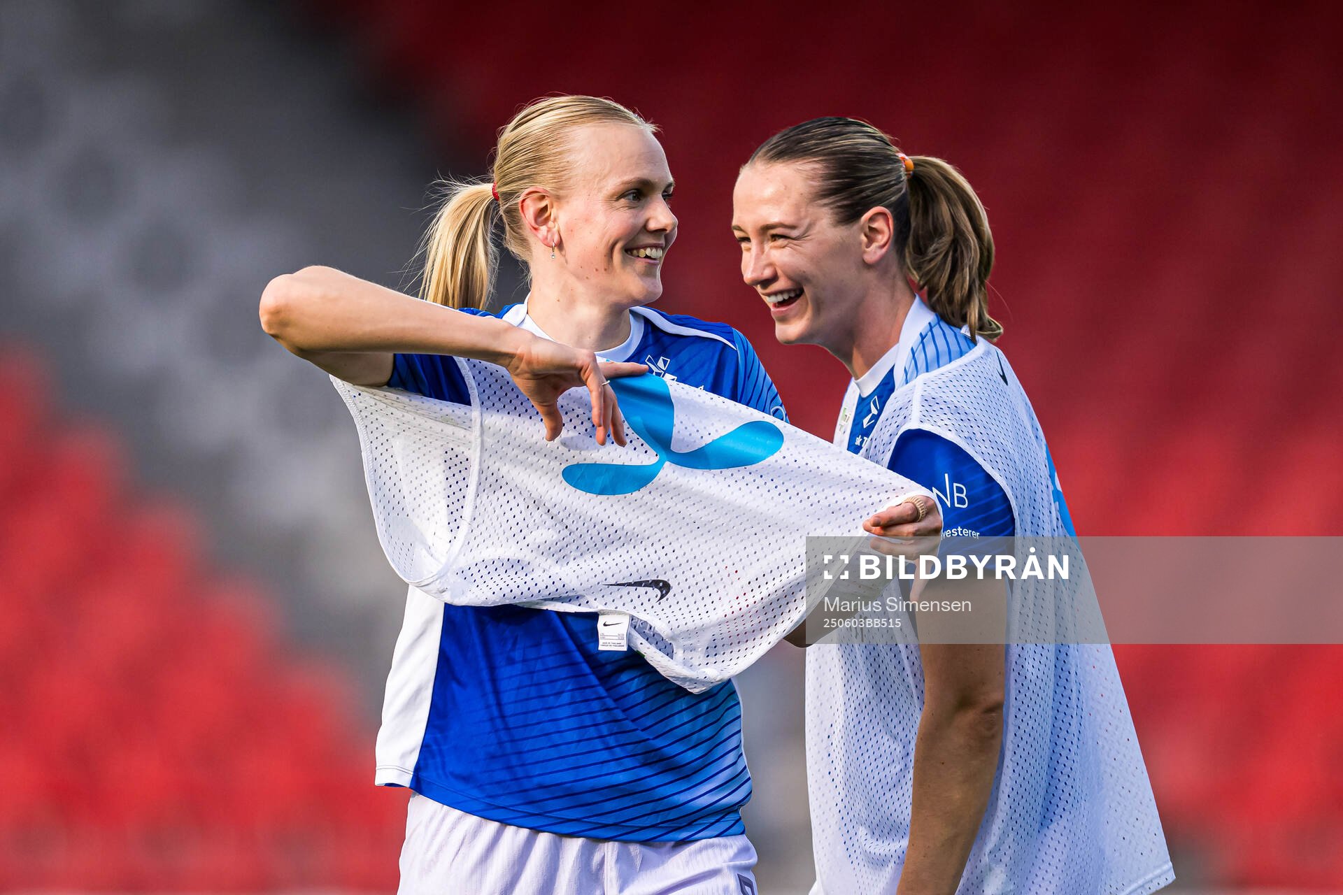 Karina Sævik and Elisabeth Terland of Norway warms up