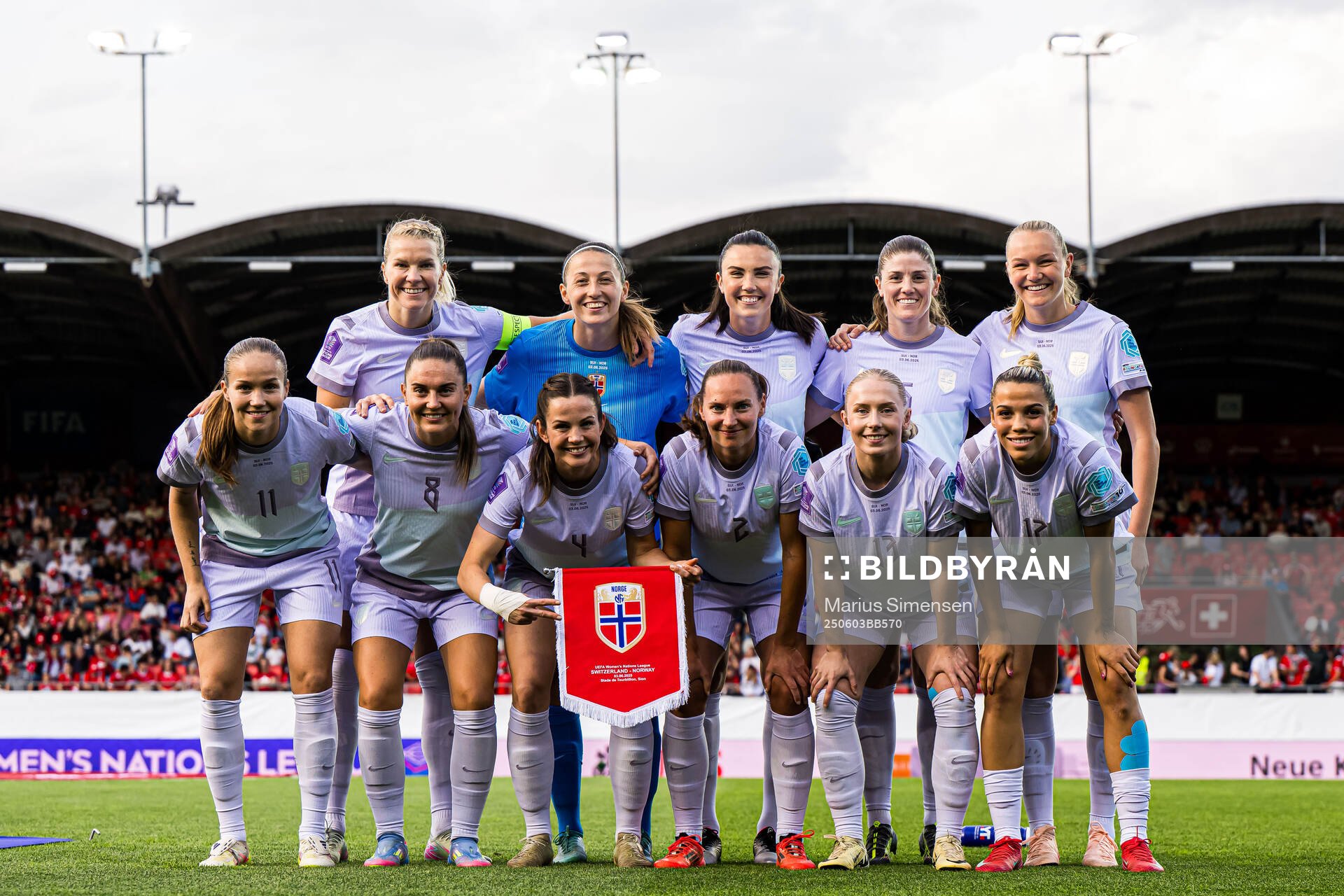 The starting eleven of Norway, from the top left; Ada