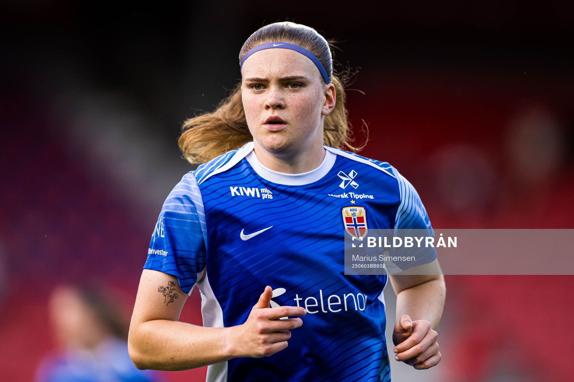 Signe Gaupset of Norway warms up