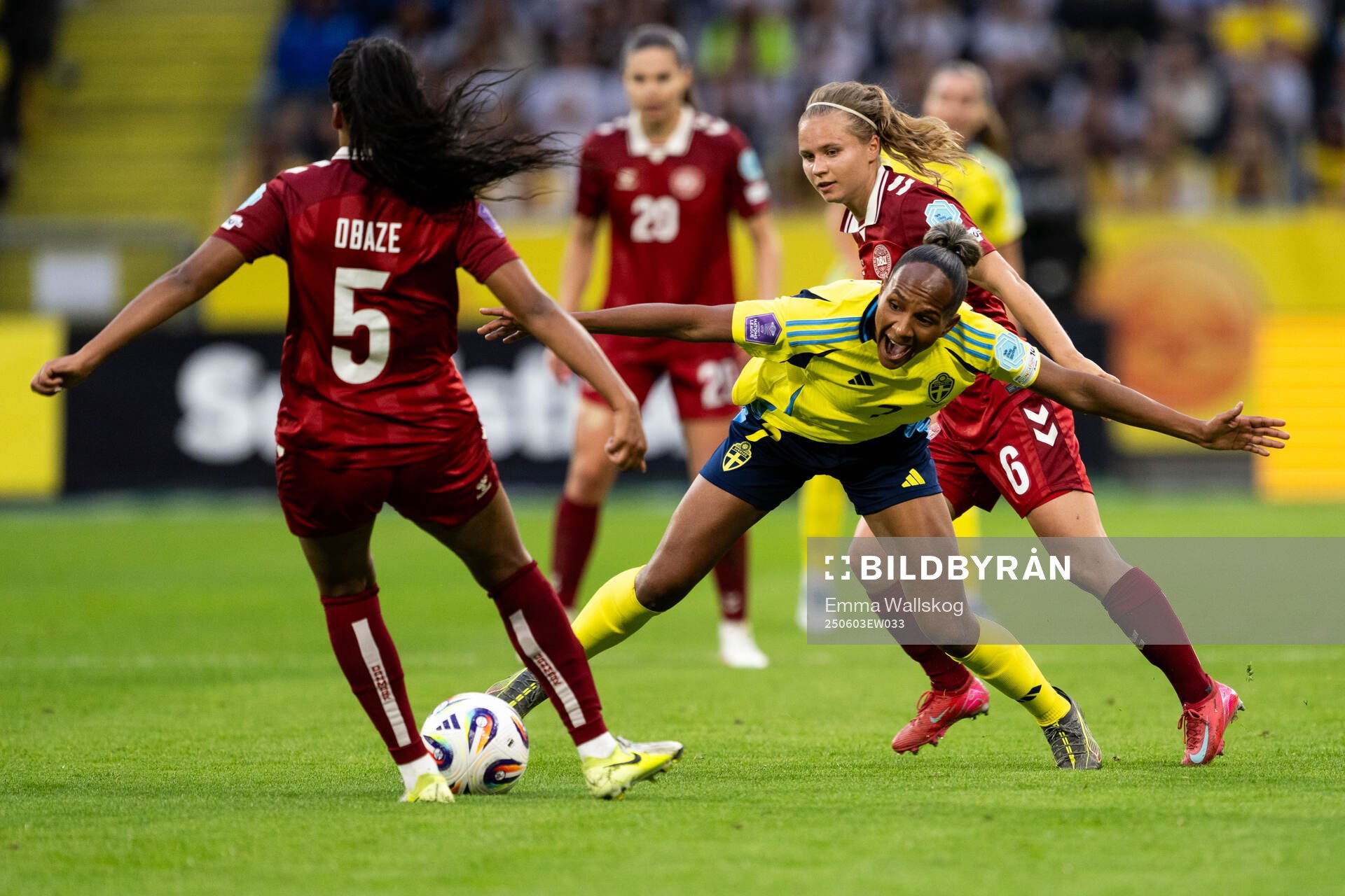 Madelen Janogy of Sweden against Isabella Obaze and