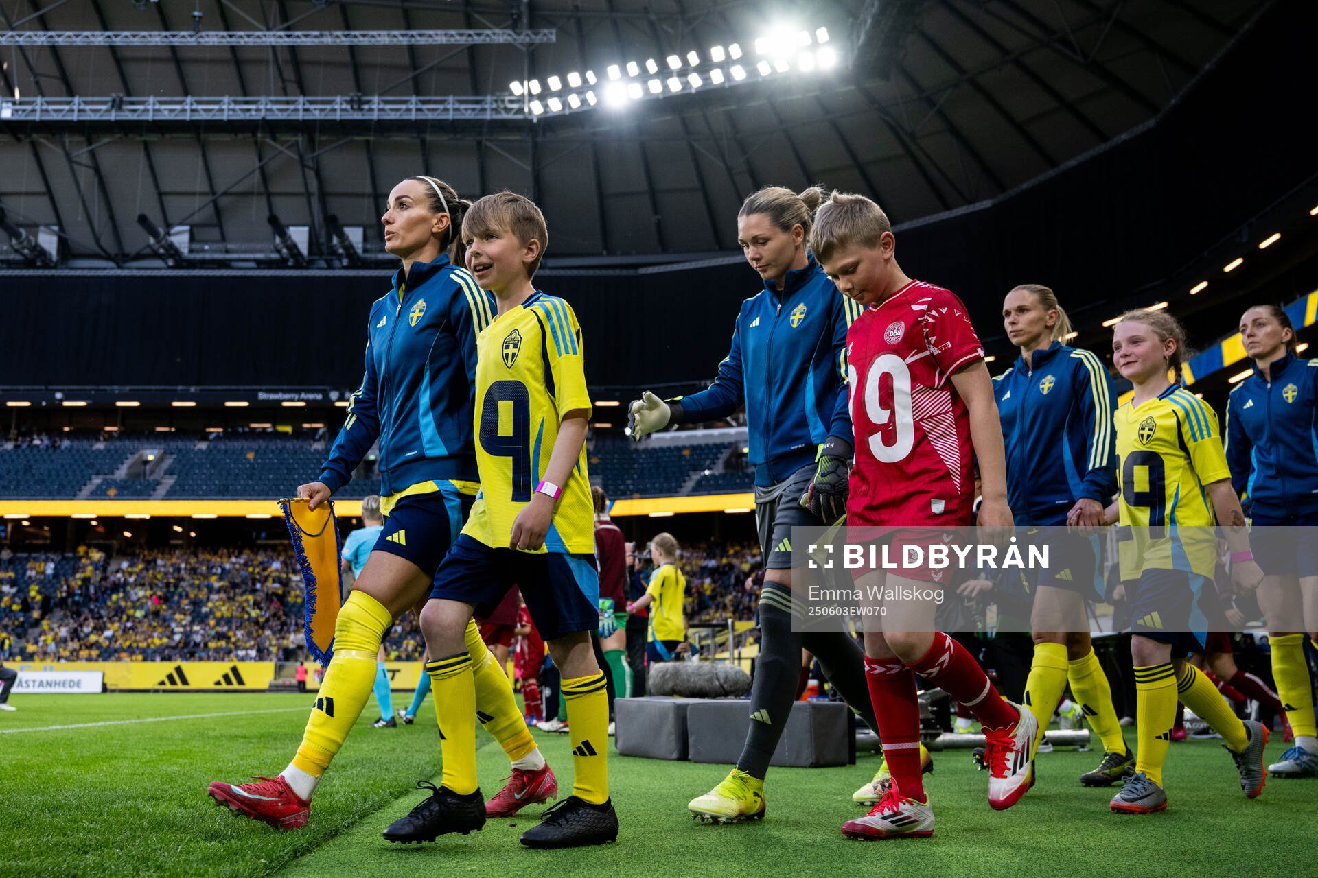 Kosovare Asllani, goalkeeper Jennifer Falk and Jonna