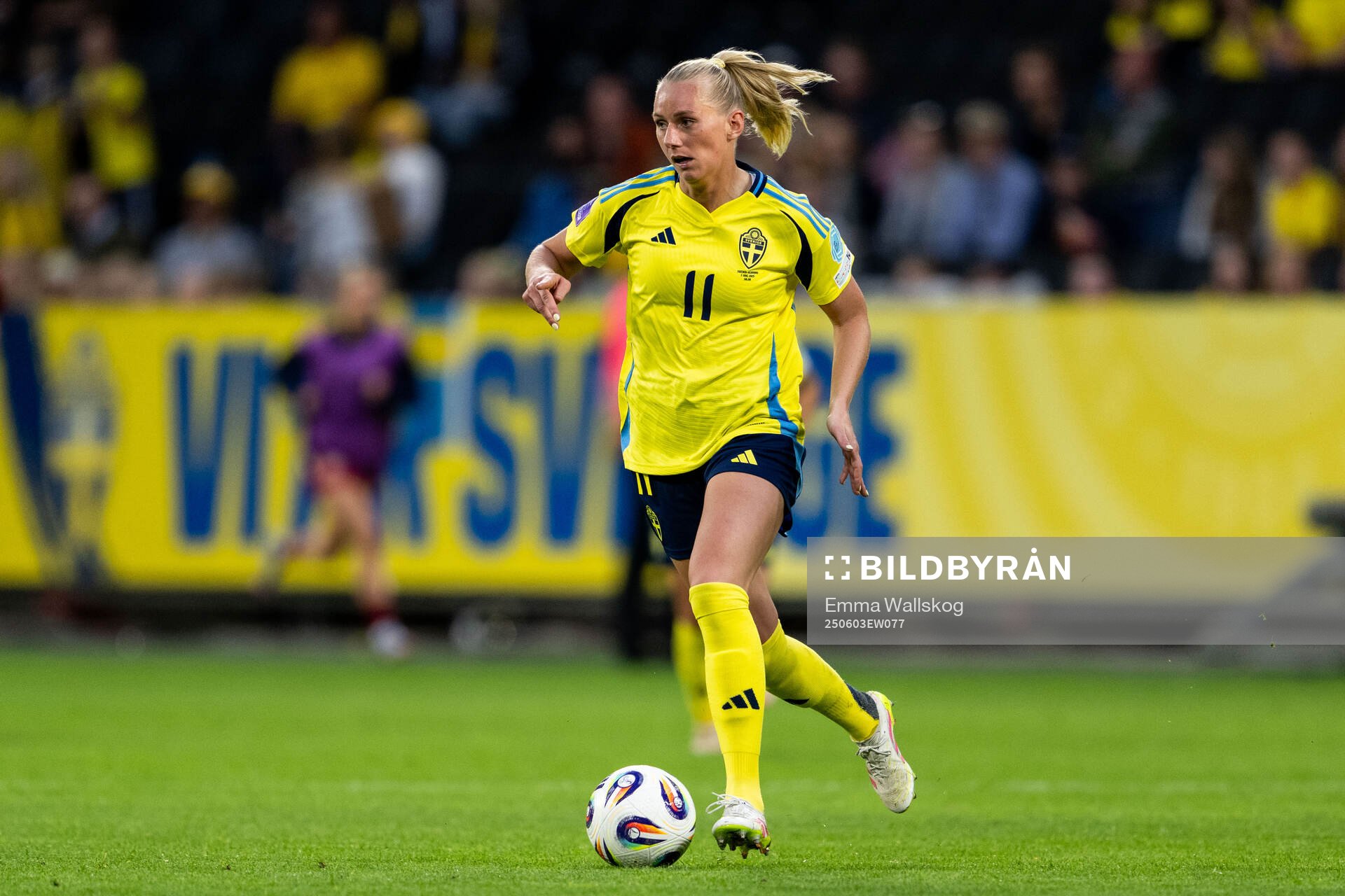 Stina Blackstenius of Sweden