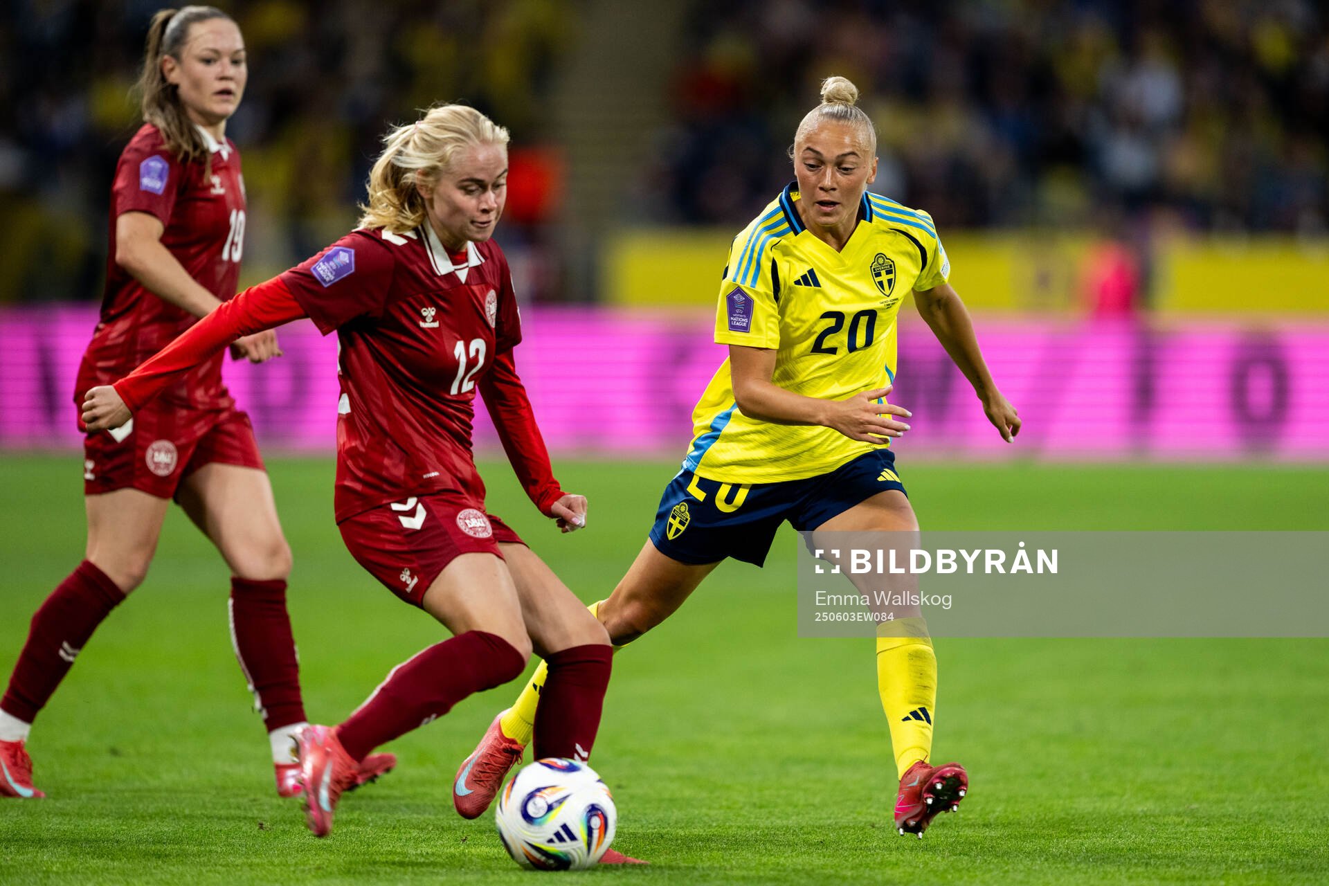 Kathrine Möller Kuhl of Denmark and Hanna Bennison of