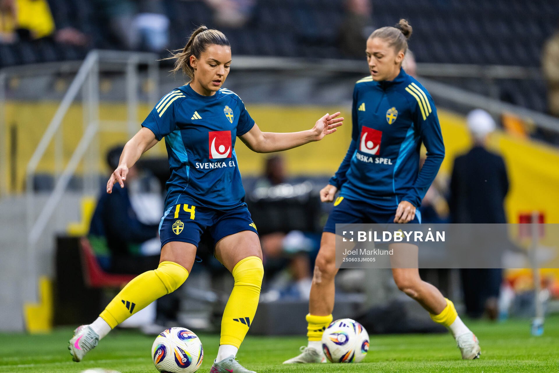 Johanna Rytting Kaneryd and Filippa Angeldahl of Sweden