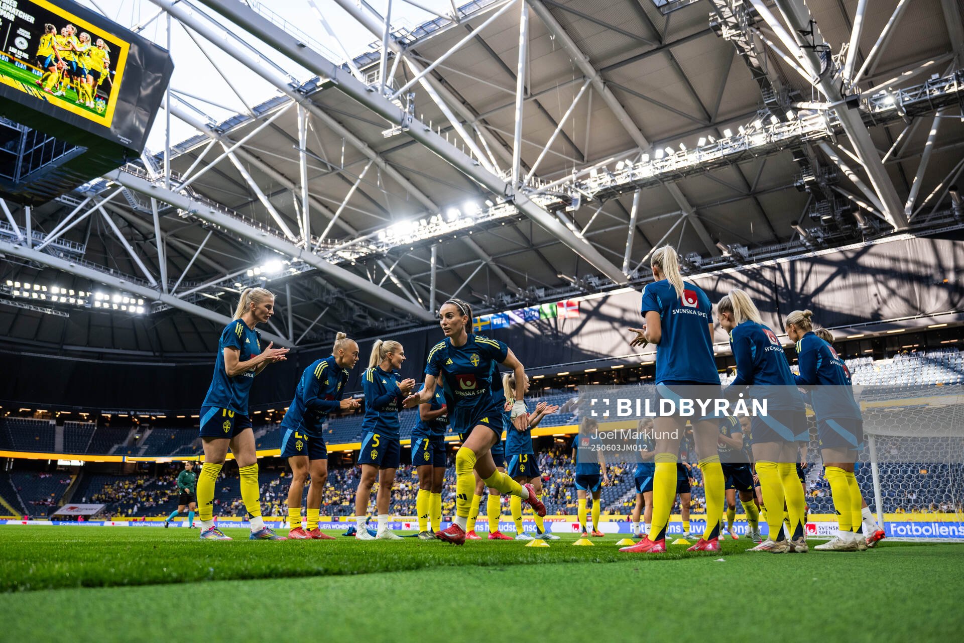 Kosovare Asllani of Sweden