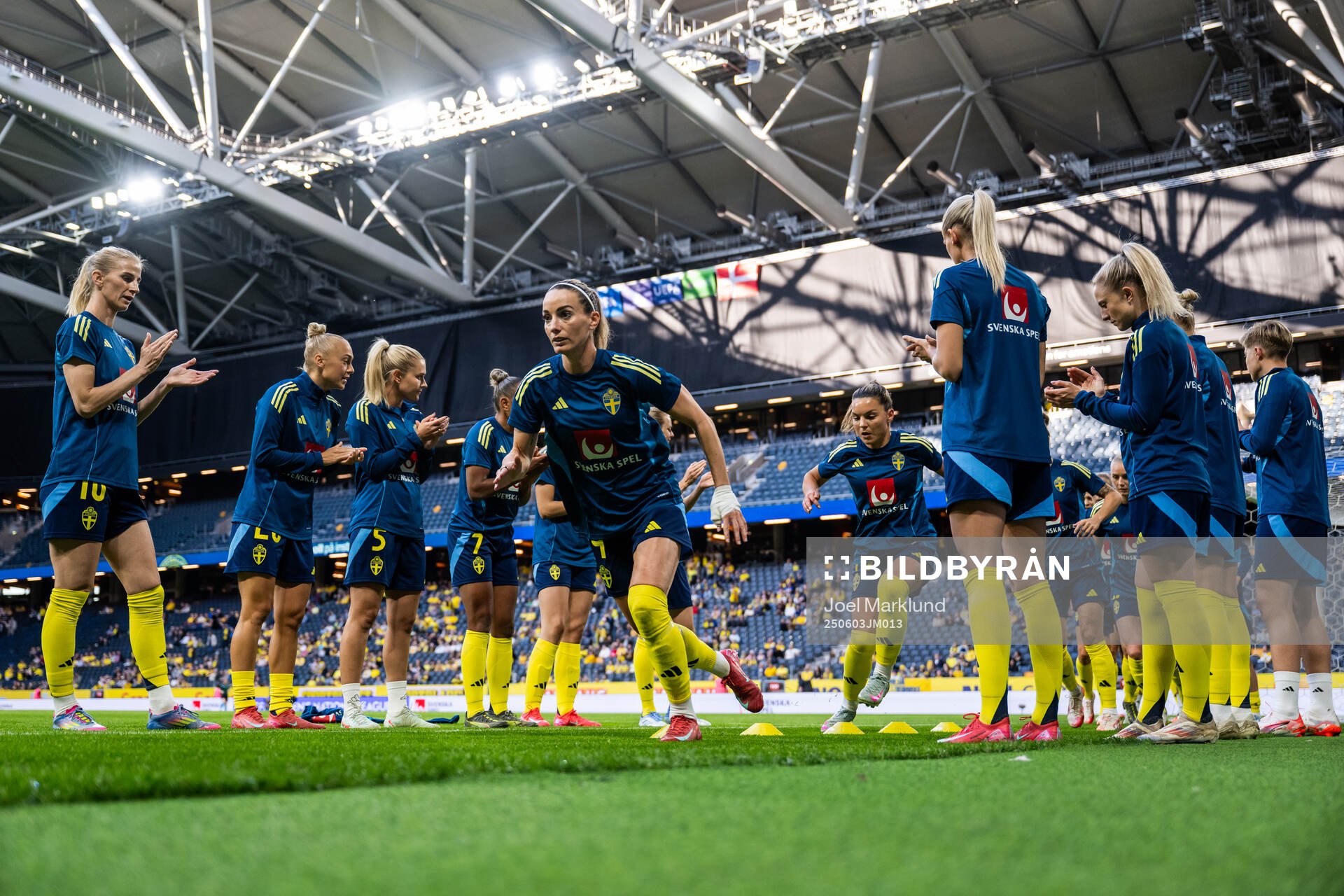 Kosovare Asllani of Sweden