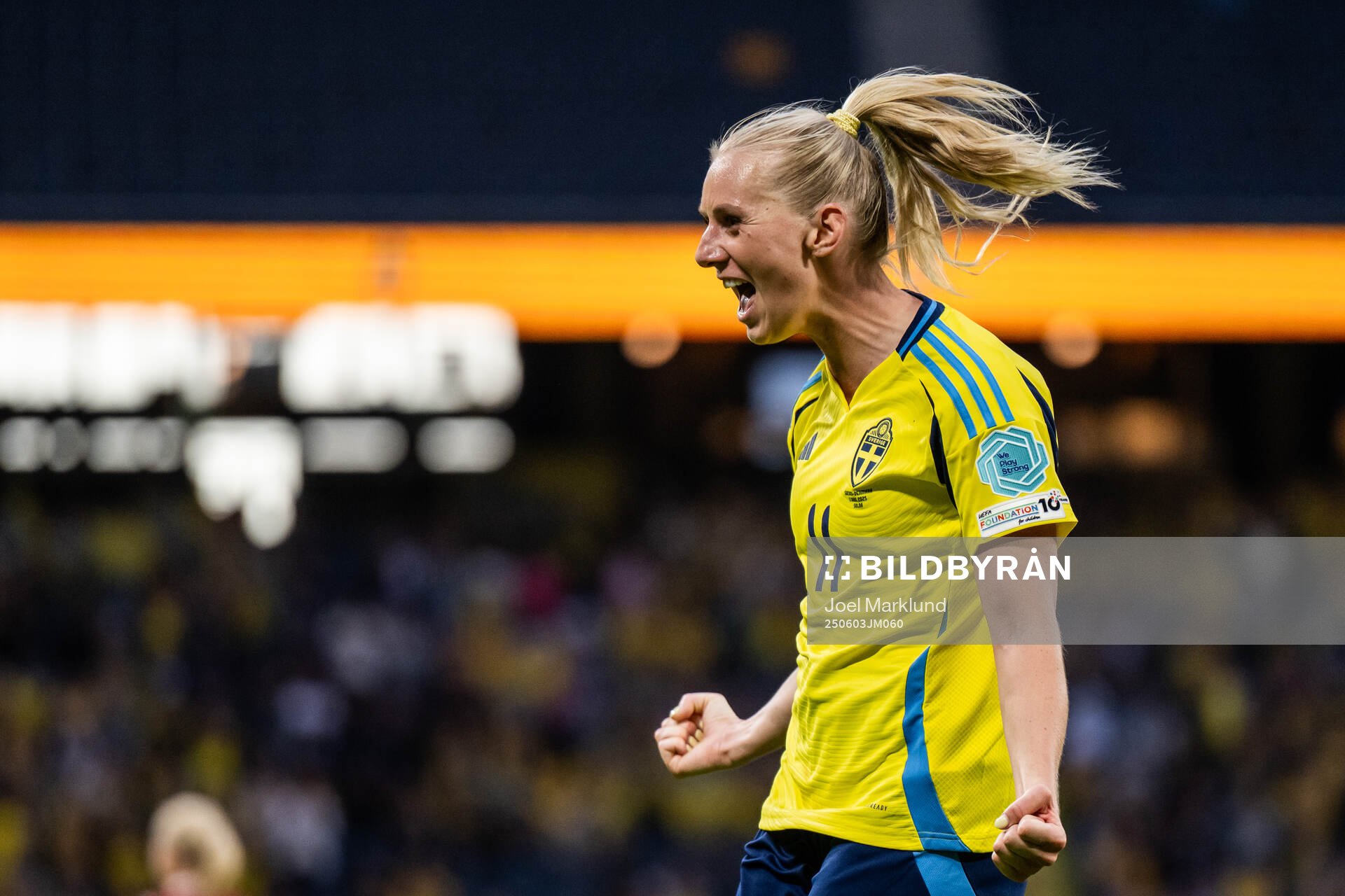 Stina Blackstenius of Sweden celebrates