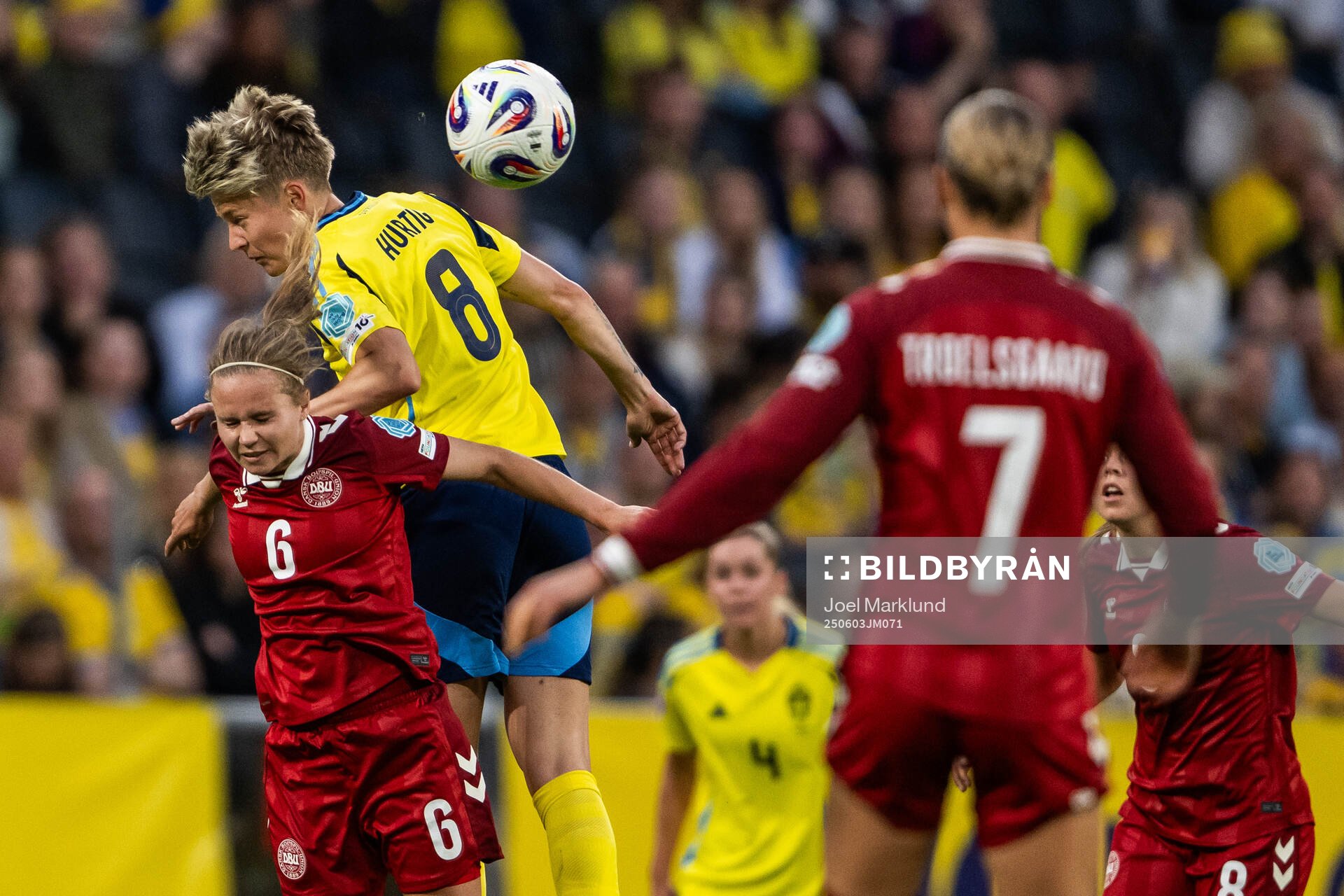 Josefine Hasbo of Denmark and Lina Hurtig of Sweden