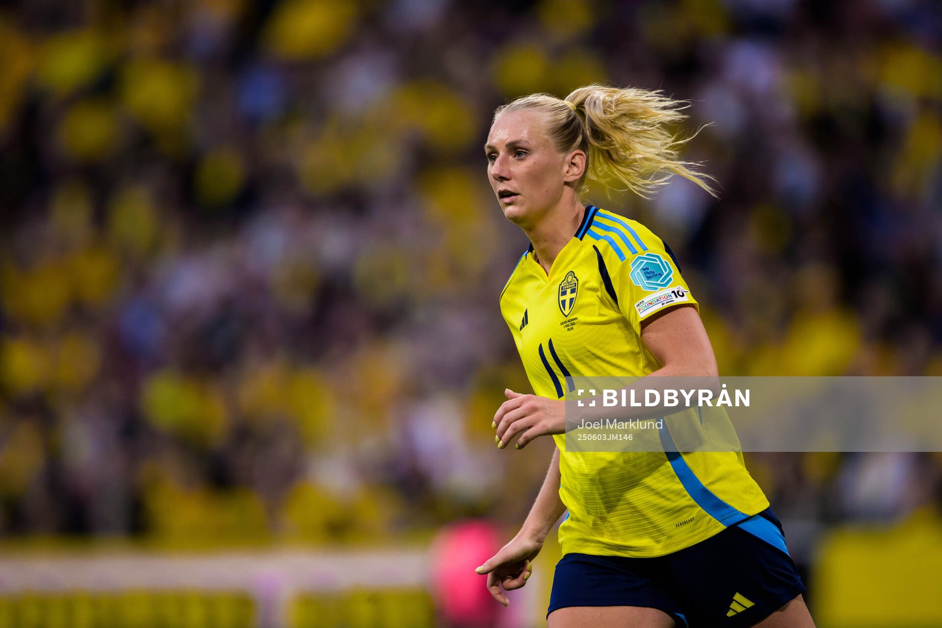 Stina Blackstenius of Sweden