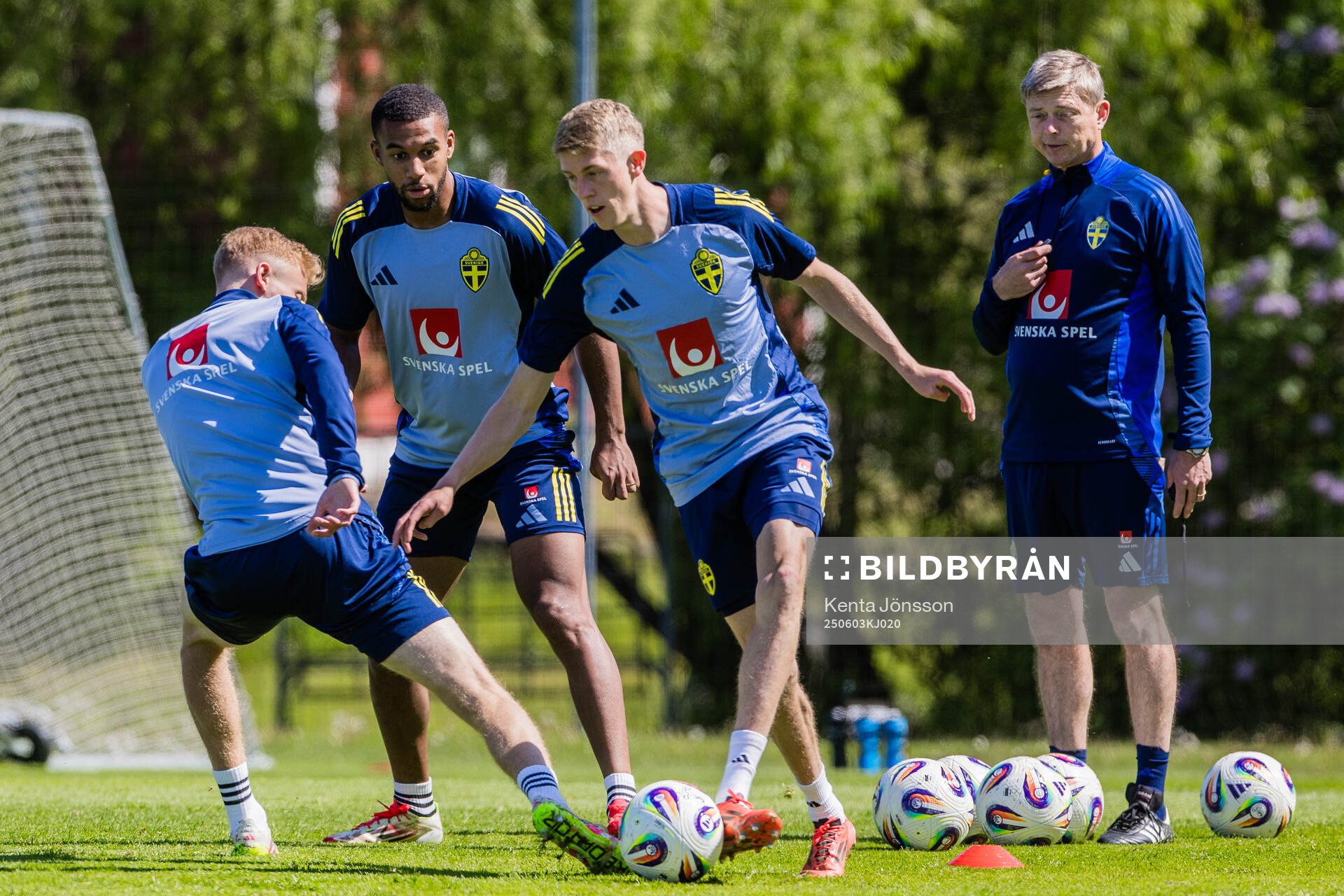 Hugo Larsson, Isak Hien, Alexander Bernhardsson and head