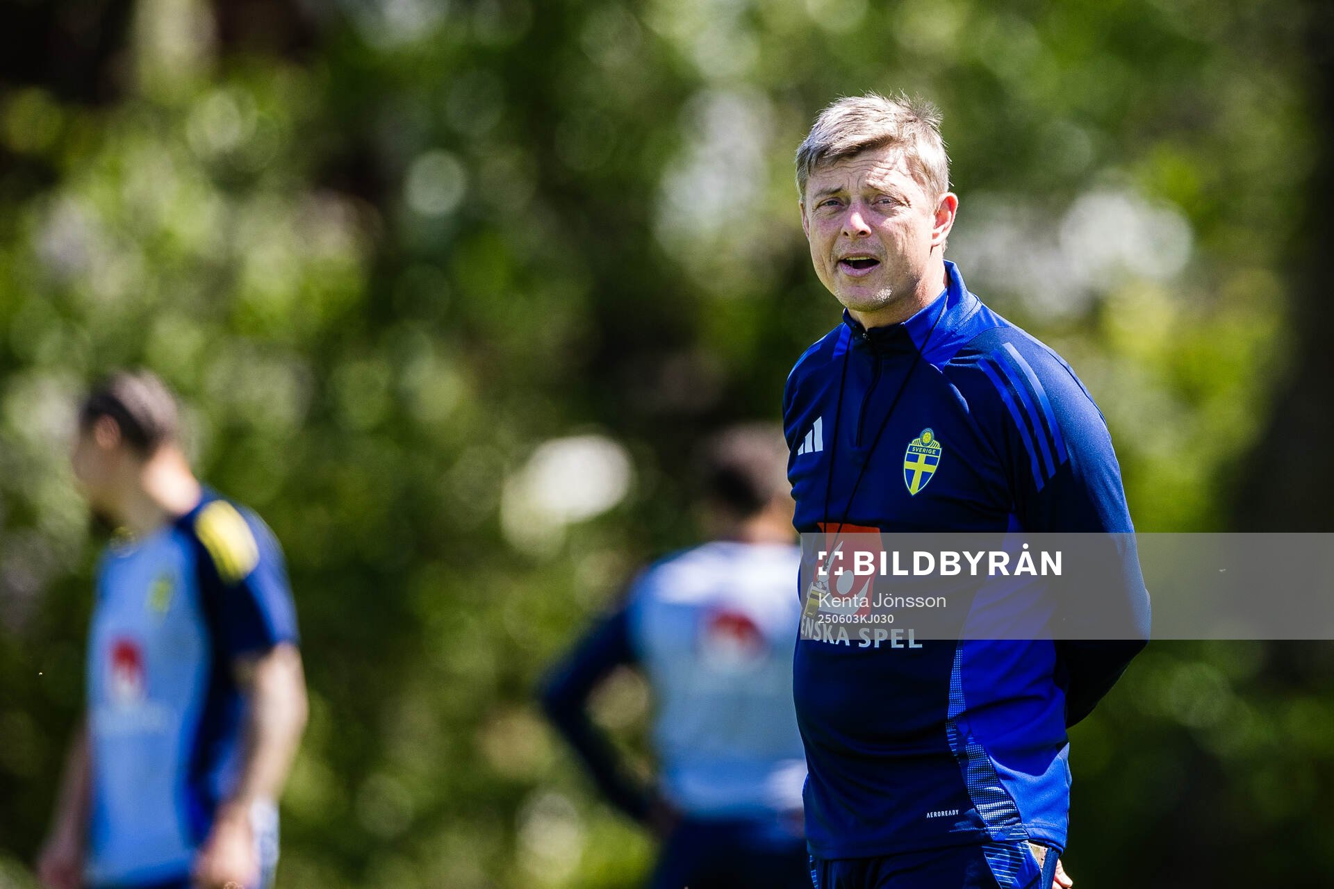Head coach Jon Dahl Tomasson of the Swedish men's national
