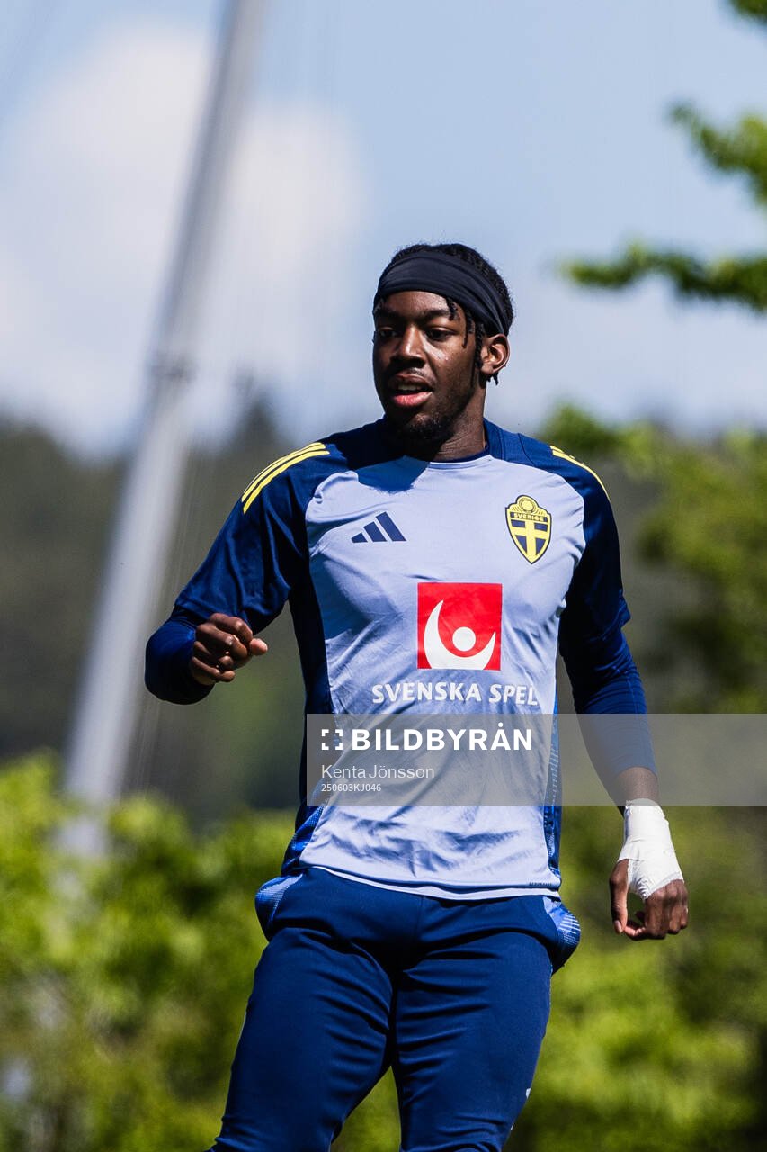 Anthony Elanga of the Swedish men's national football team