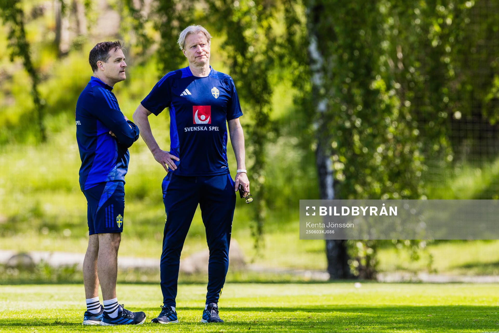 Doctor Jonas Werner and team manager Stefan Pettersson of