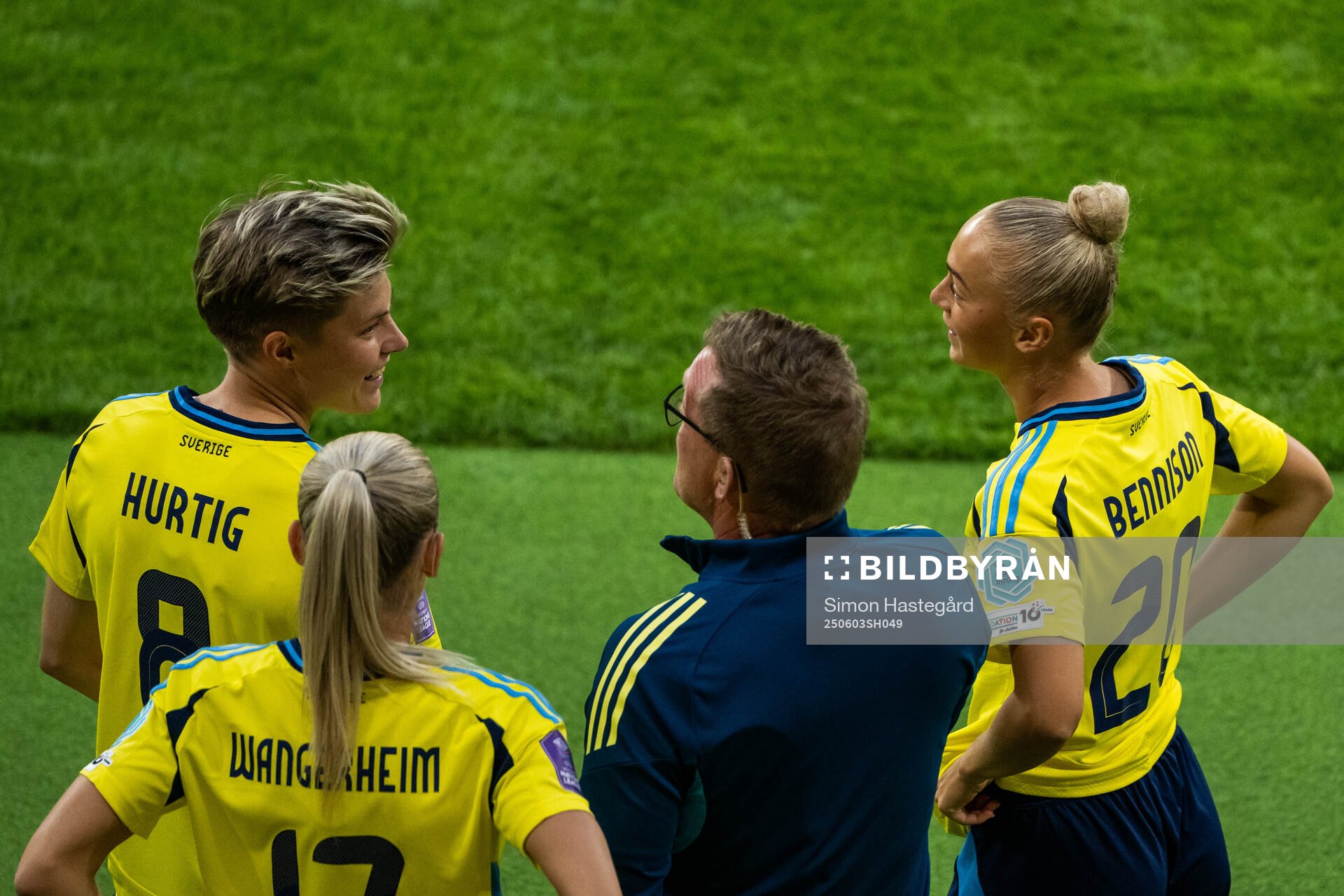 Lina Hurtig, Ellen Wangerheim and Hanna Bennison talk to