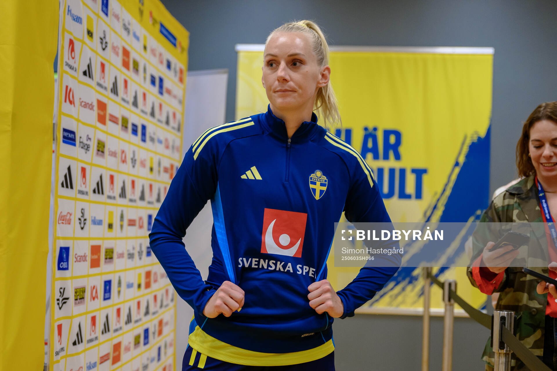 Stina Blackstenius of Sweden