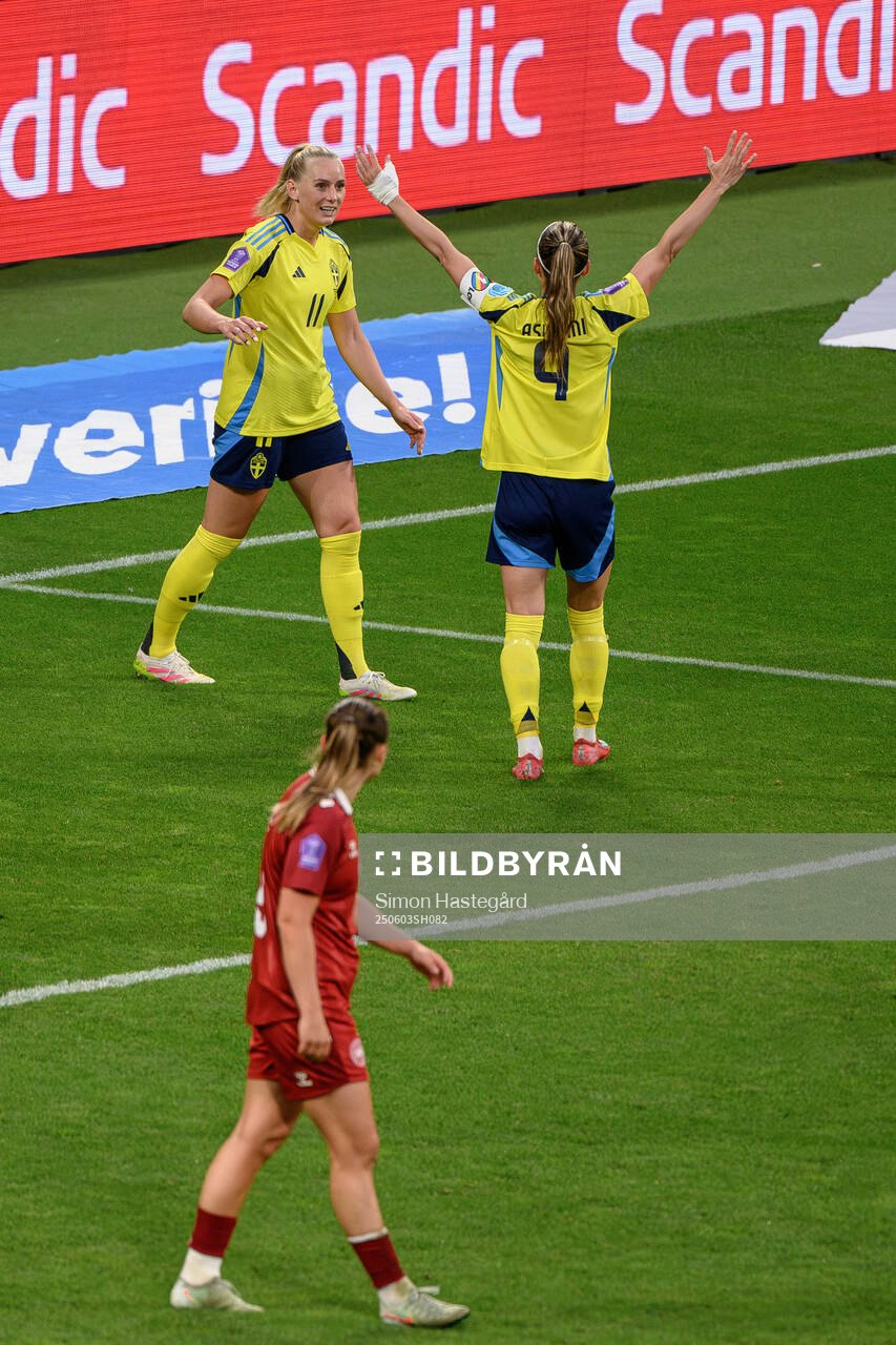 Stina Blackstenius and Kosovare Asllani of Sweden celebrate
