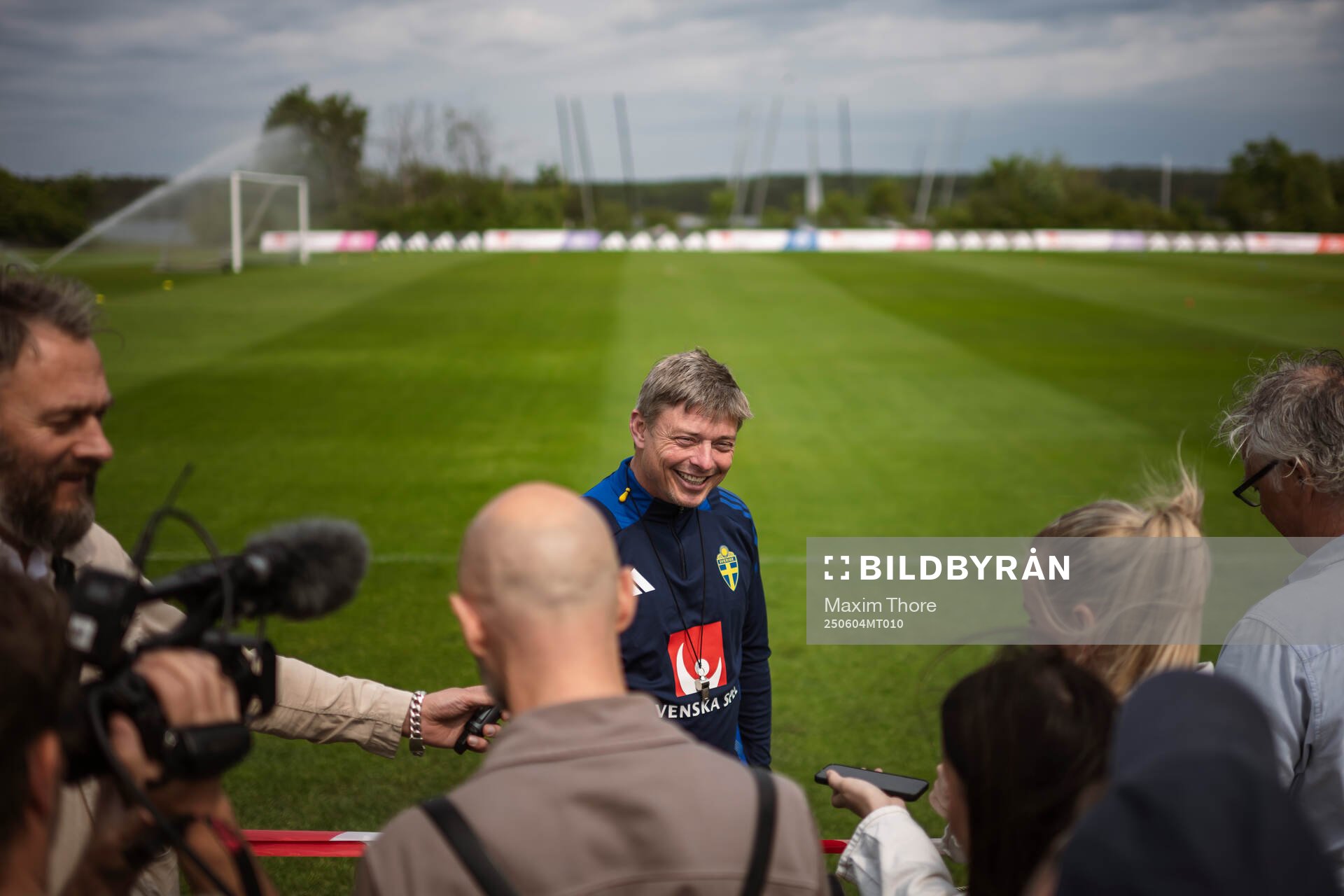 Head coach Jon Dahl Tomasson of the Swedish national
