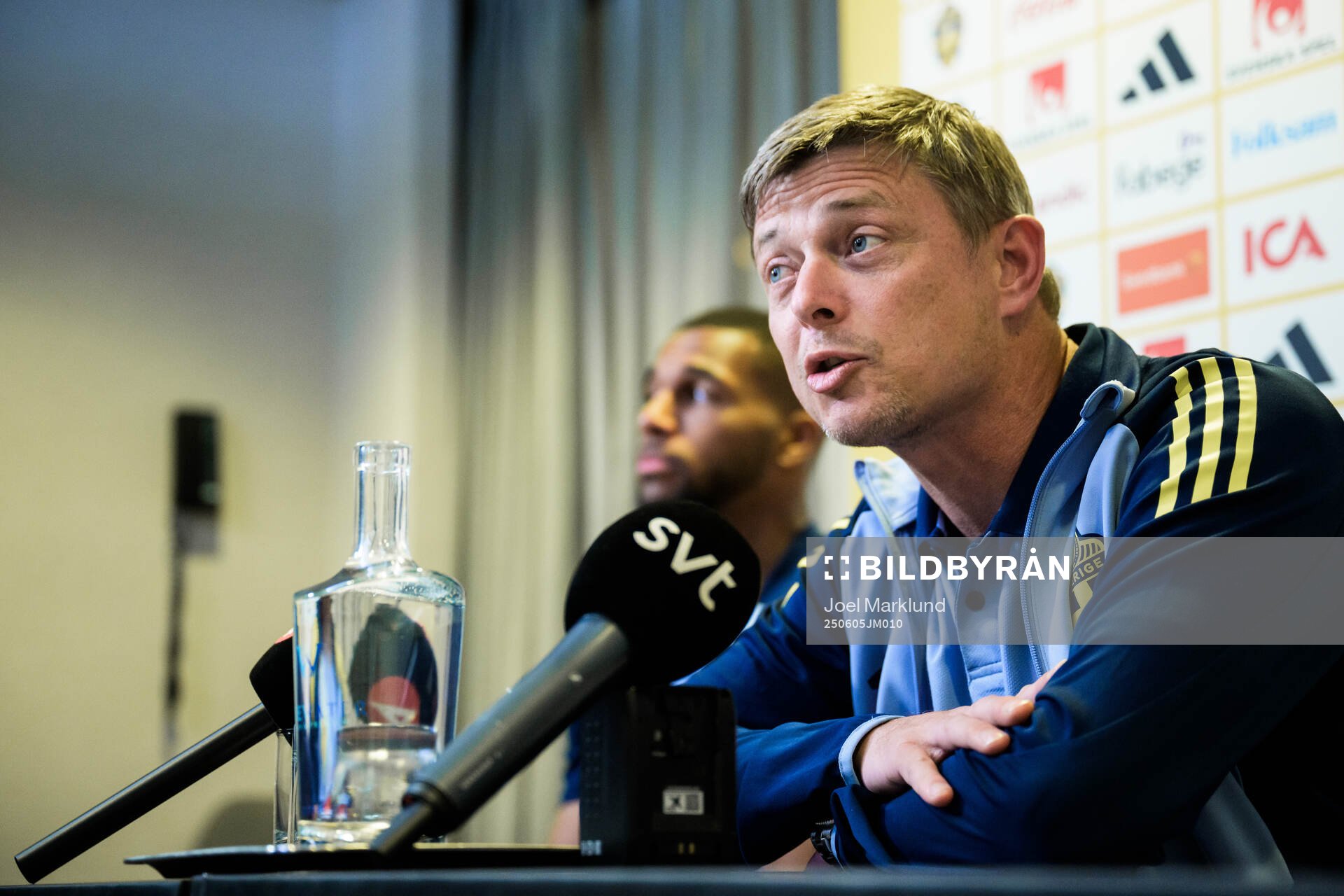Head coach Jon Dahl Tomasson of the Swedish national
