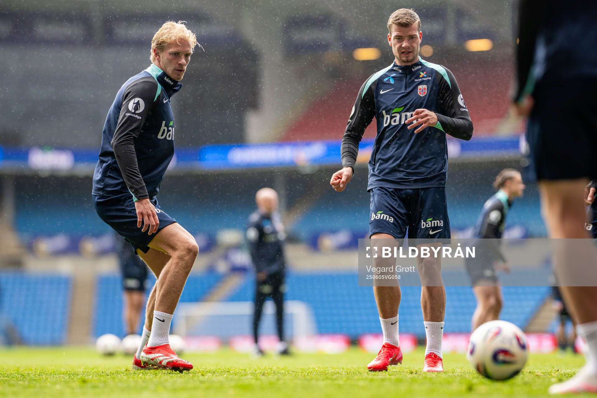 Morten Thorsby and Alexander Sørloth of the Norwegian