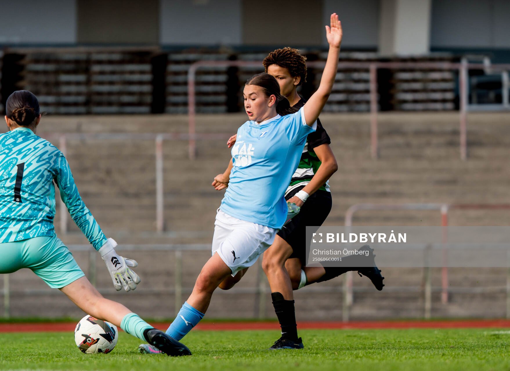 Sporting CPs Sofia Fernandes och Malmö FFs spelare