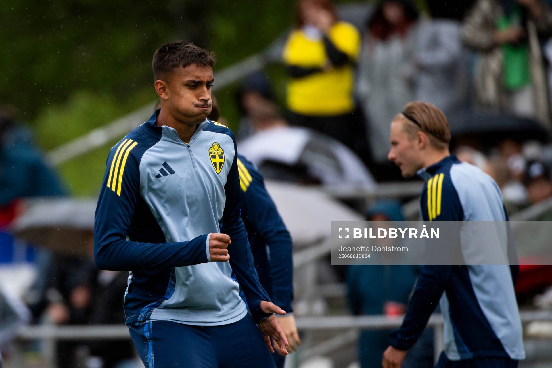 under P18-landskampen i fotboll mellan Sweden och Serbien