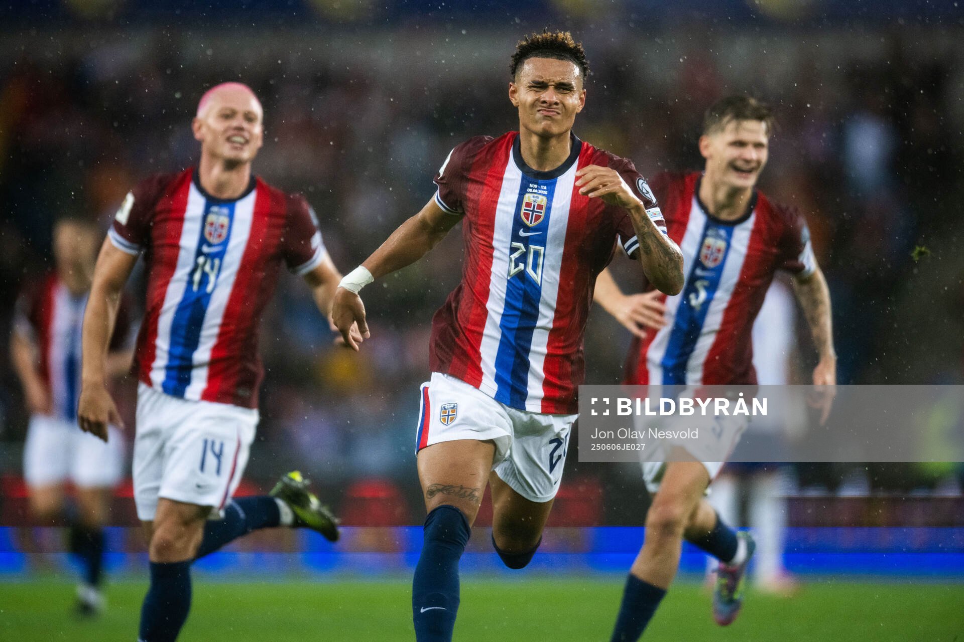 Antonio Nusa of Norway celebrates