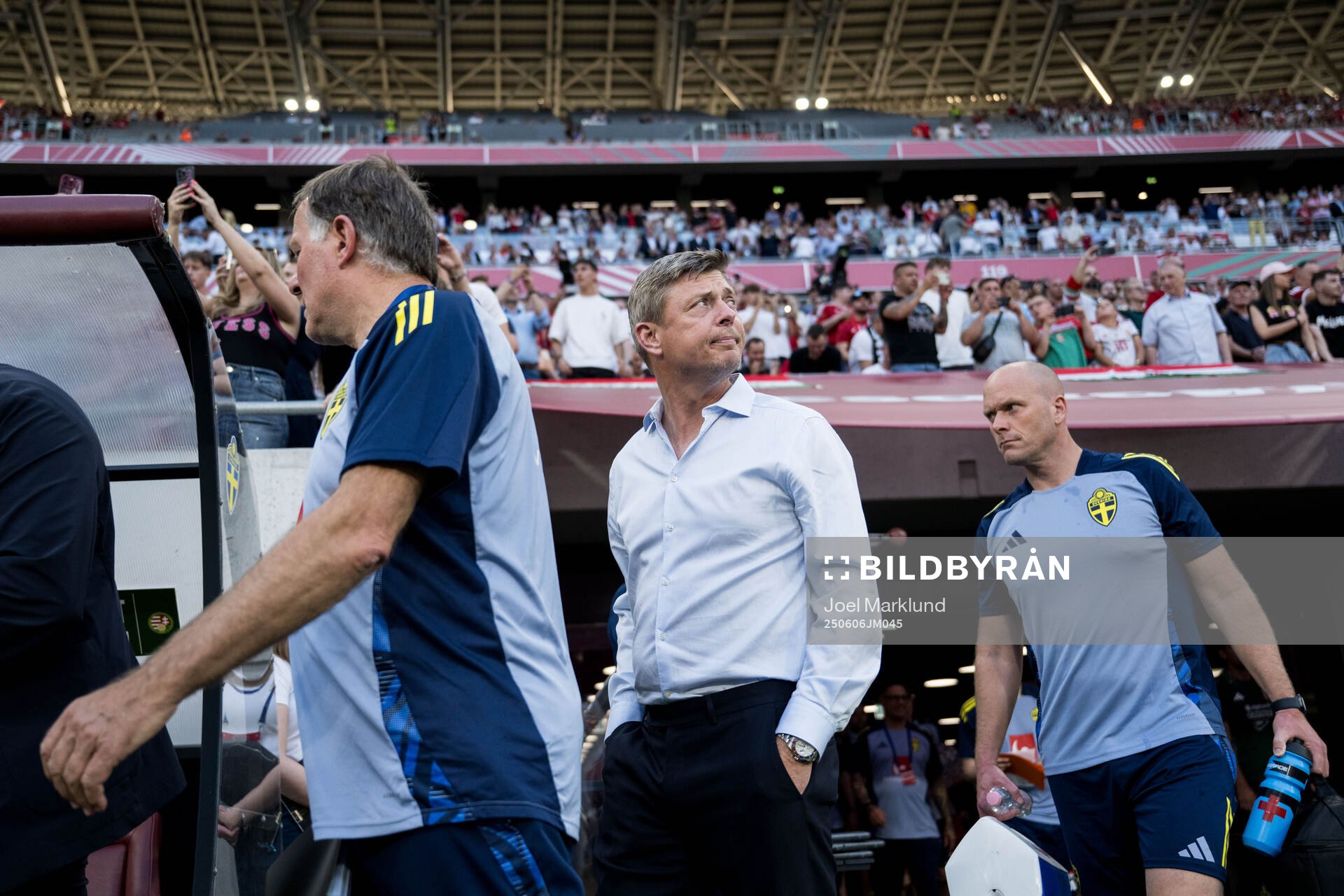 Head coach Jon Dahl Tomasson of Sweden