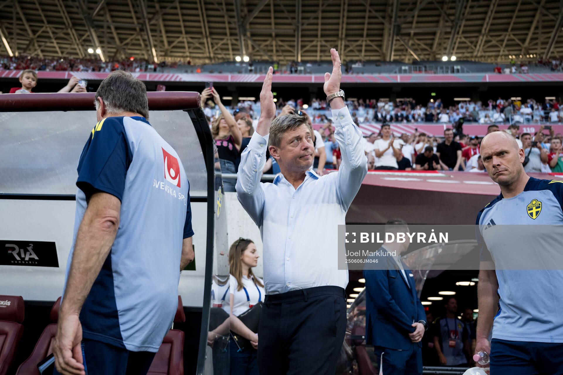 Head coach Jon Dahl Tomasson of Sweden